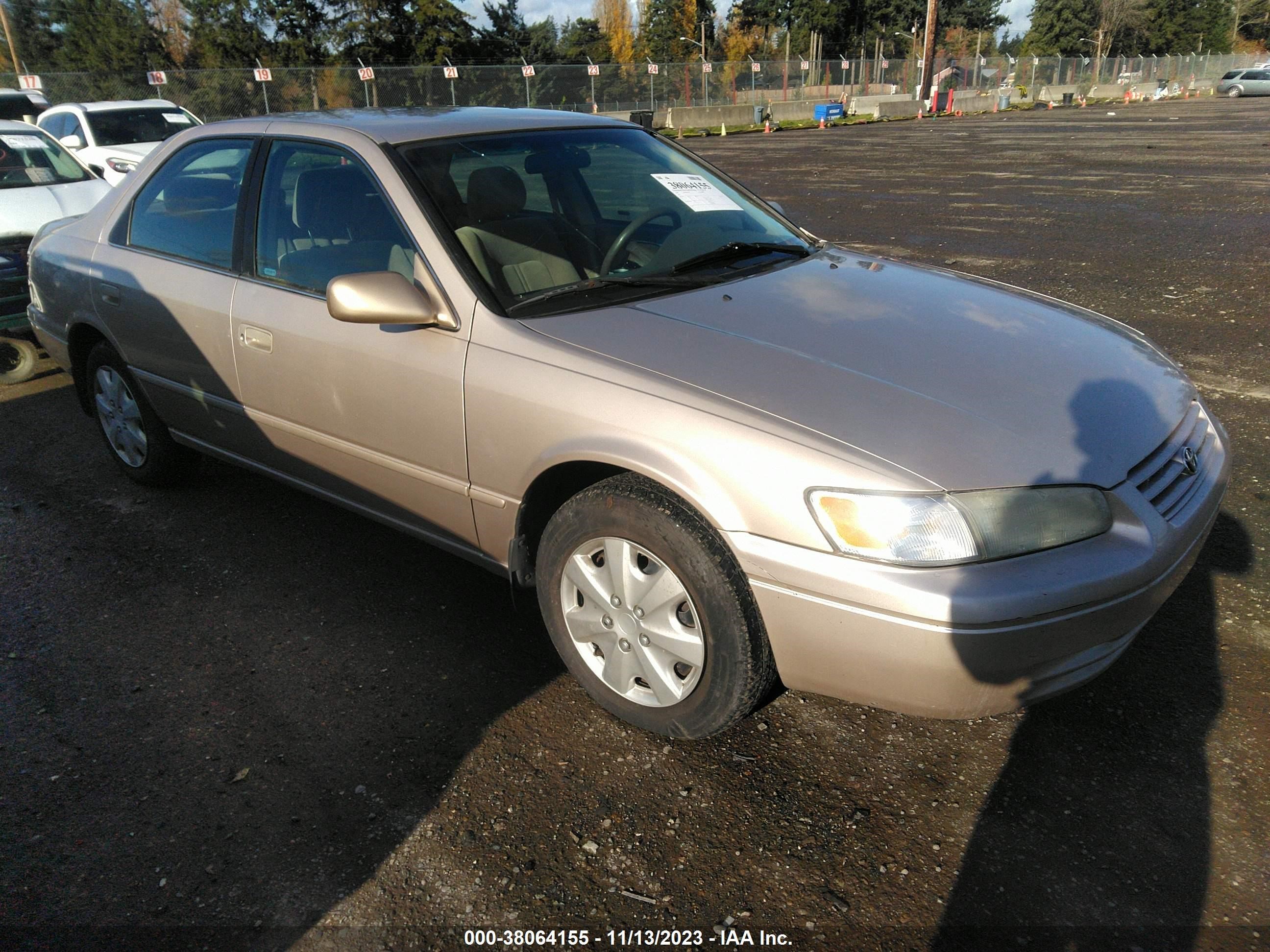 TOYOTA CAMRY 1997 4t1bf22k3vu914661