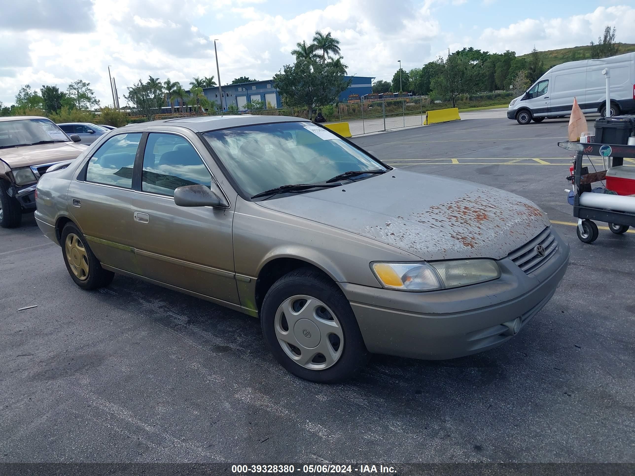 TOYOTA CAMRY 1997 4t1bf22k4vu038103