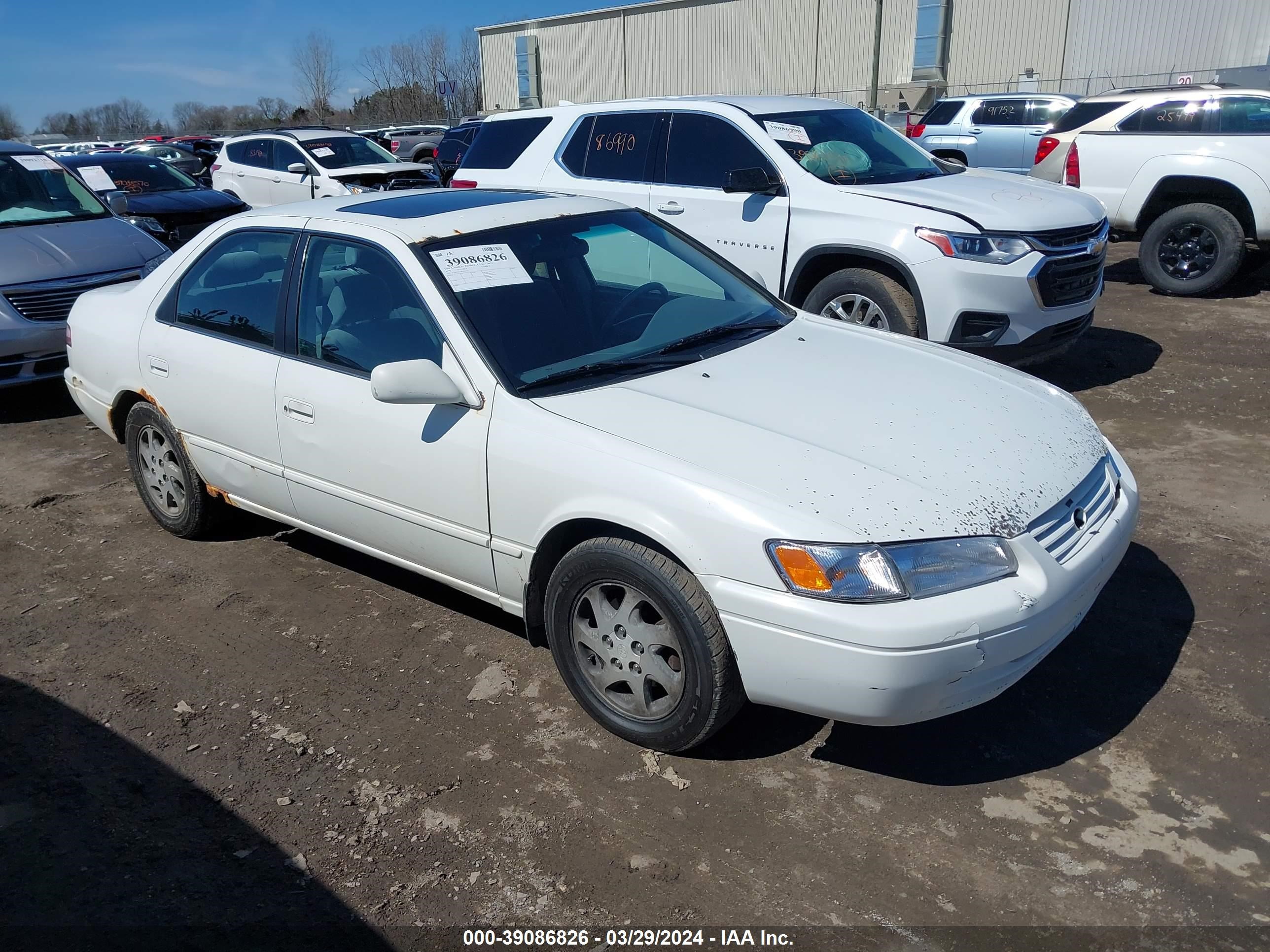 TOYOTA CAMRY 1999 4t1bf22k5xu933151