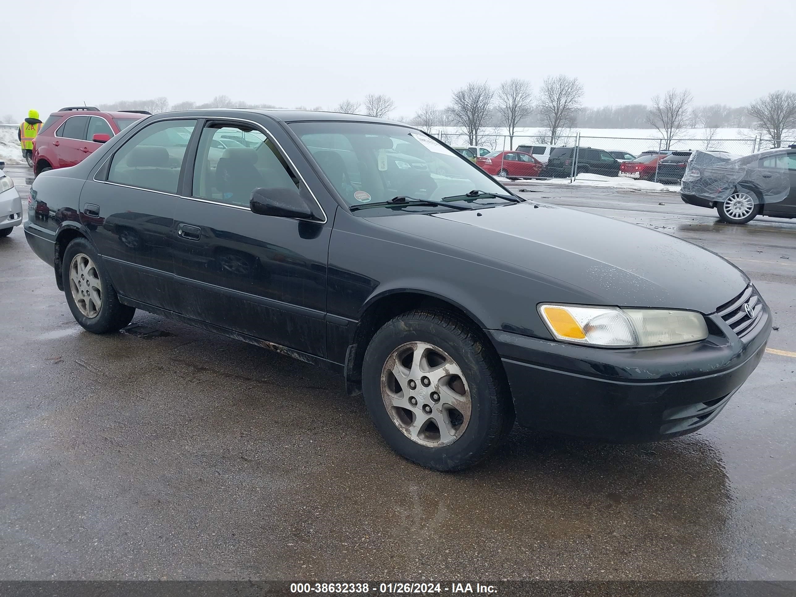 TOYOTA CAMRY 1998 4t1bf22k7wu065541