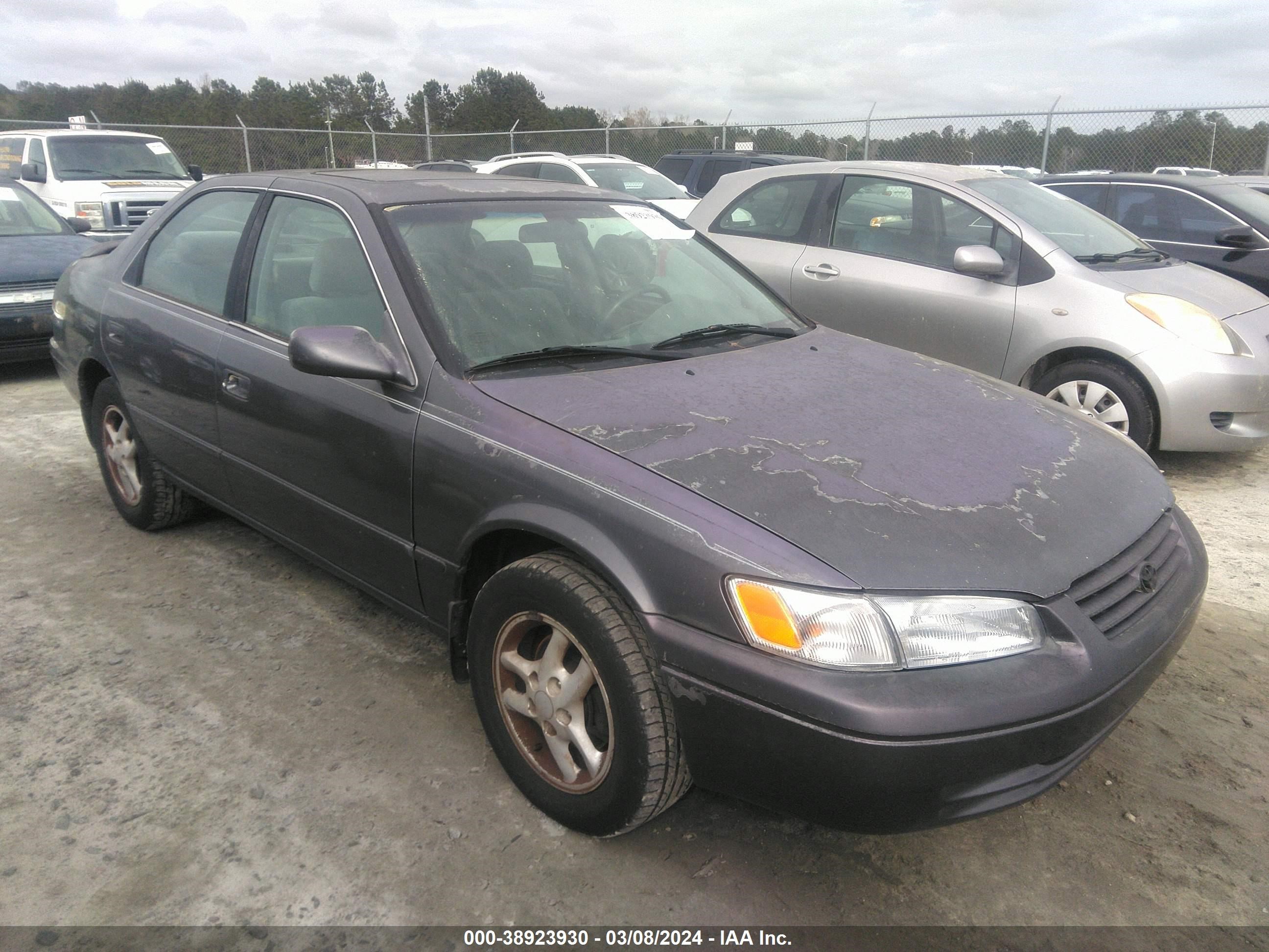 TOYOTA CAMRY 1998 4t1bf22k8wu926631