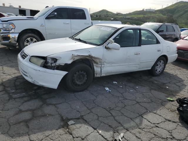 TOYOTA CAMRY LE 2001 4t1bf22k91u970274