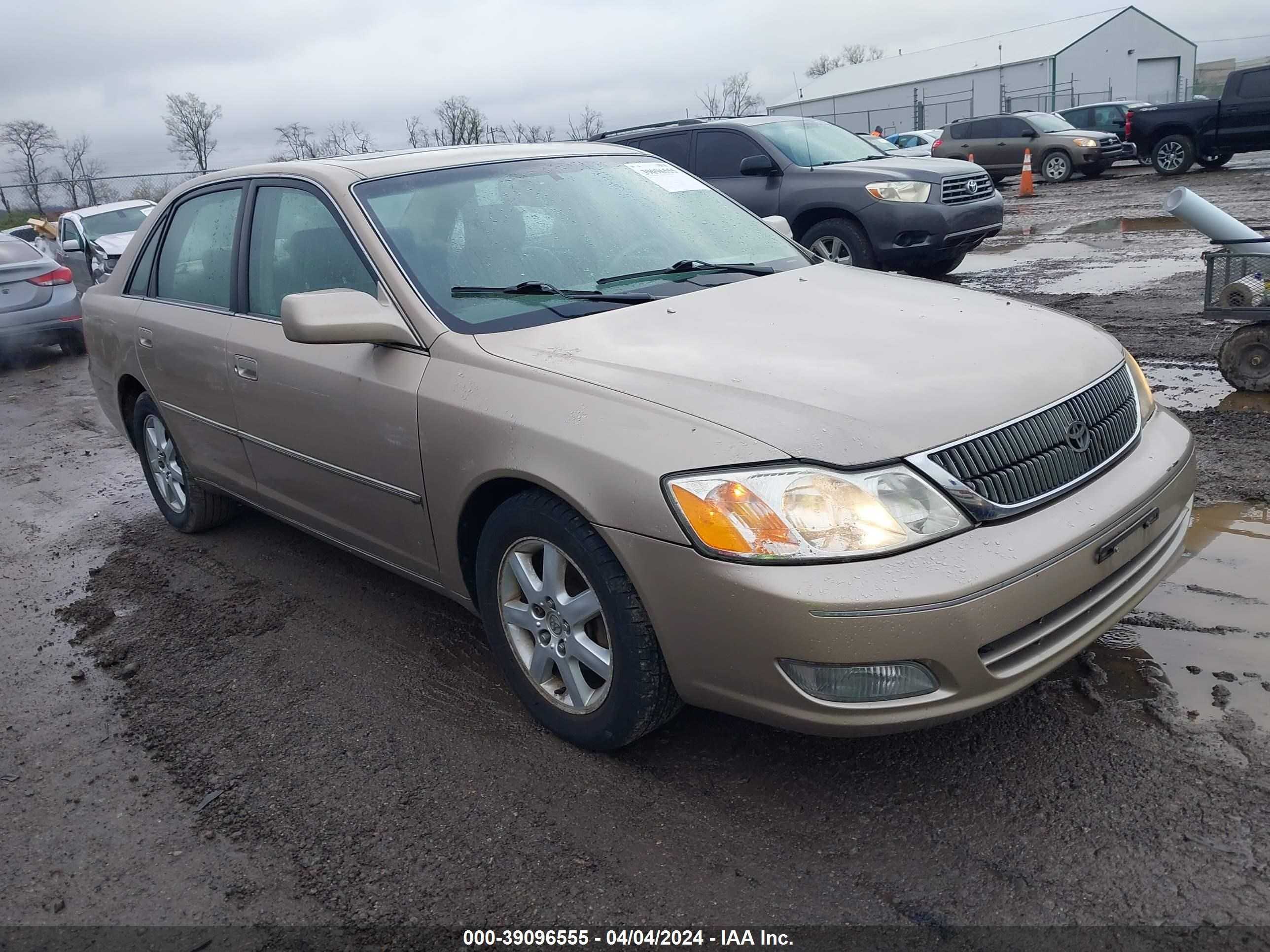 TOYOTA AVALON 2001 4t1bf28b01u137468