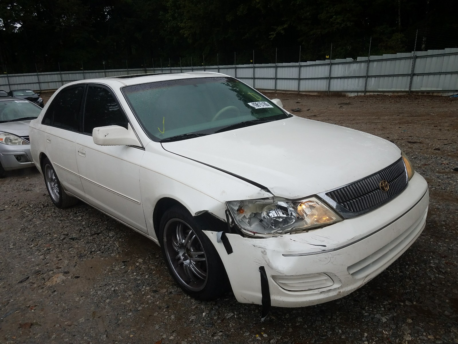 TOYOTA AVALON 2001 4t1bf28b01u161057