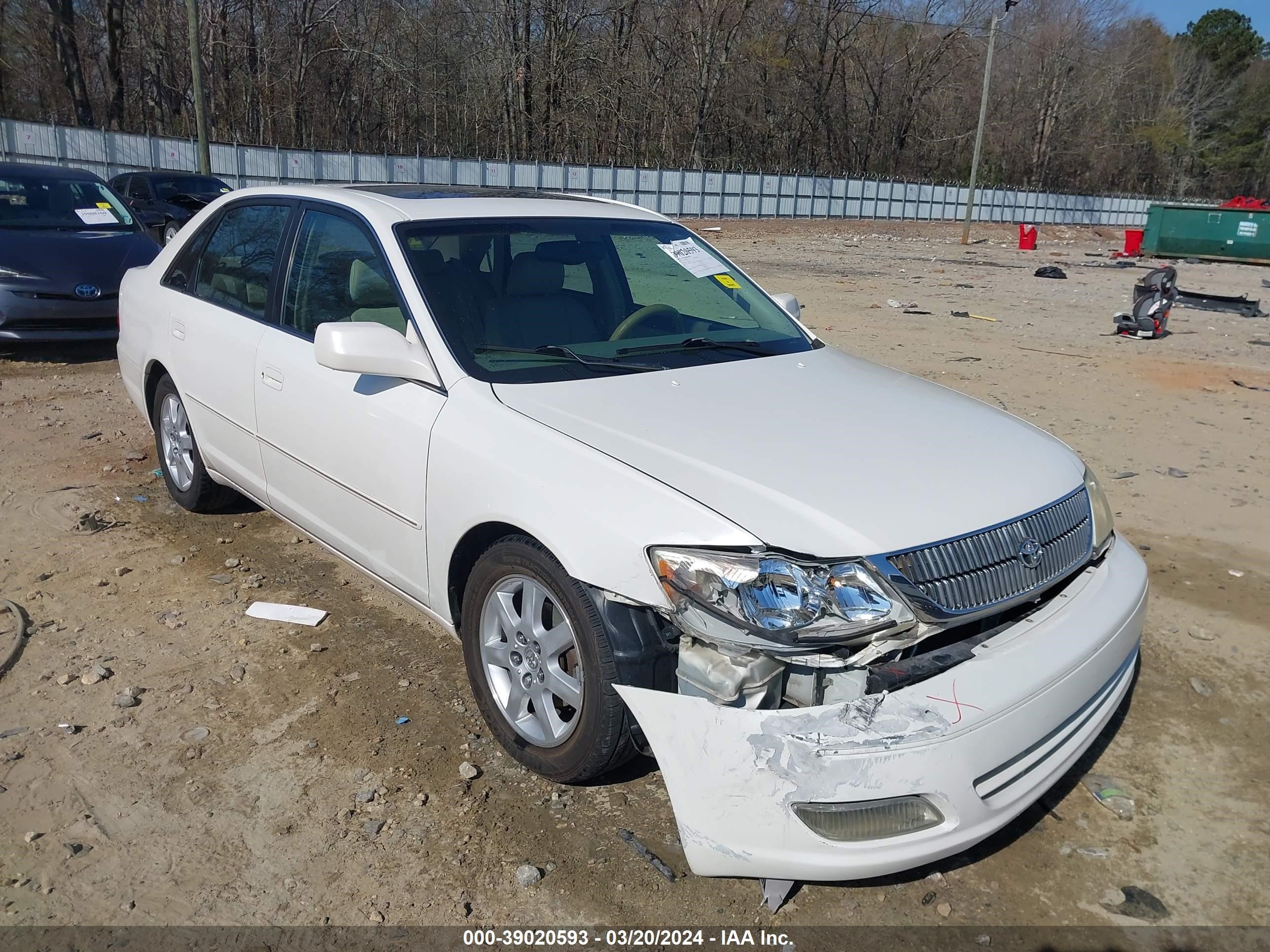 TOYOTA AVALON 2001 4t1bf28b01u193006