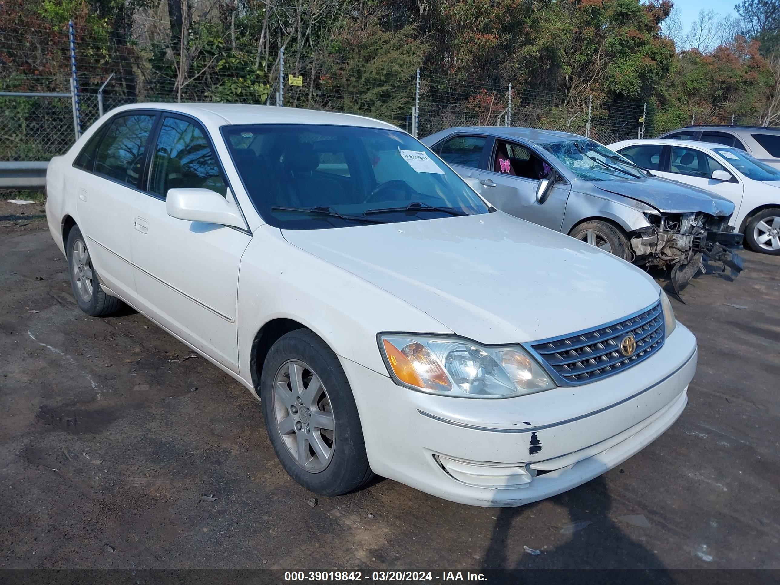 TOYOTA AVALON 2003 4t1bf28b03u270900