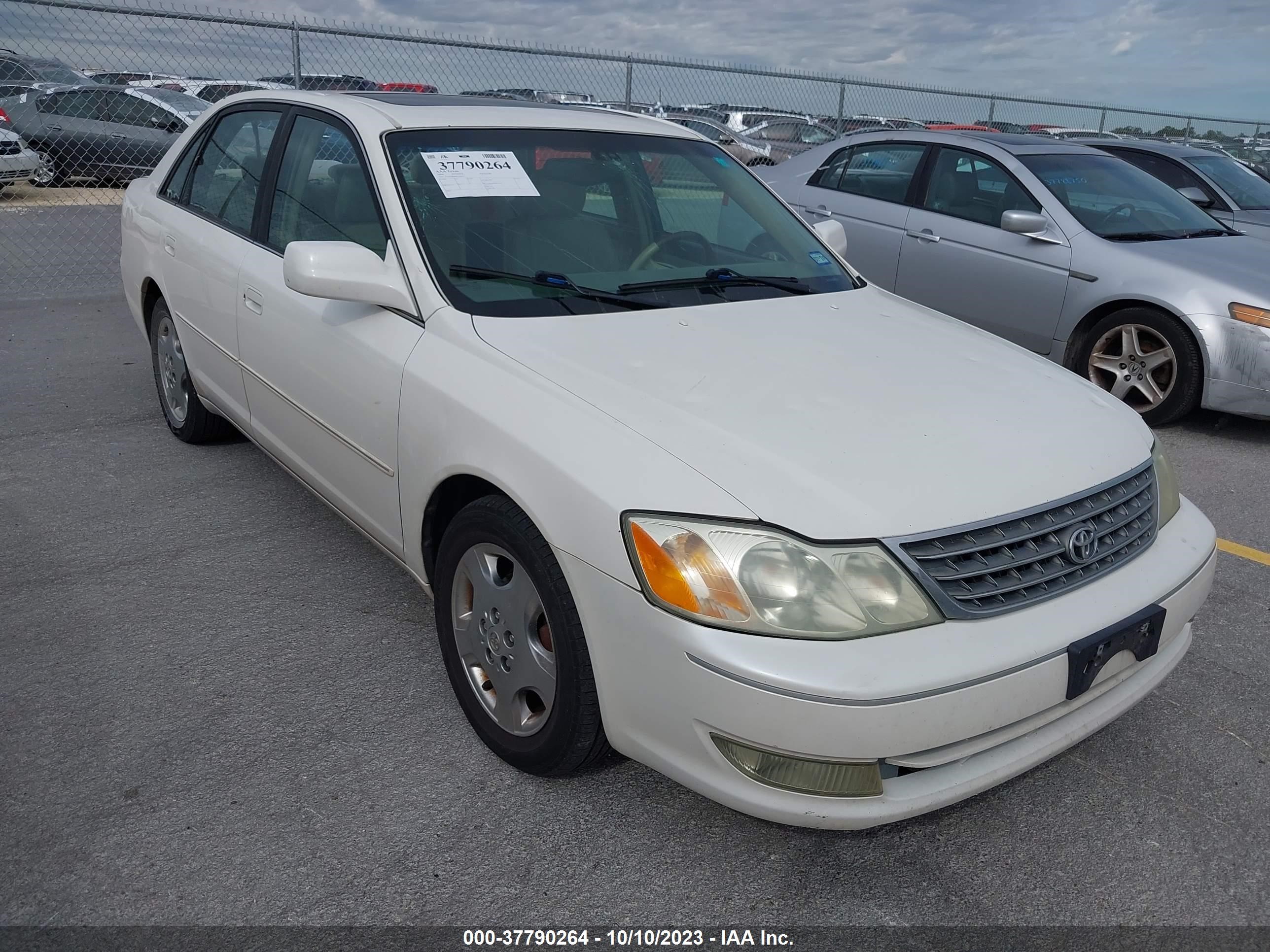 TOYOTA AVALON 2004 4t1bf28b04u346973