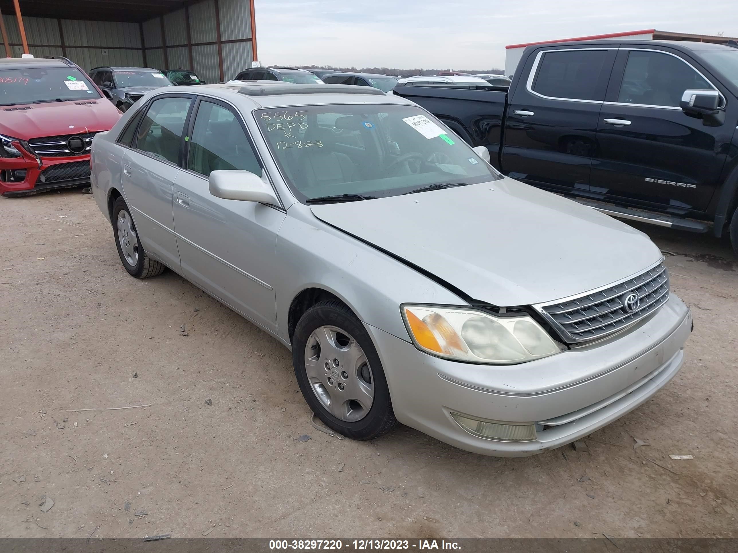 TOYOTA AVALON 2004 4t1bf28b04u354751