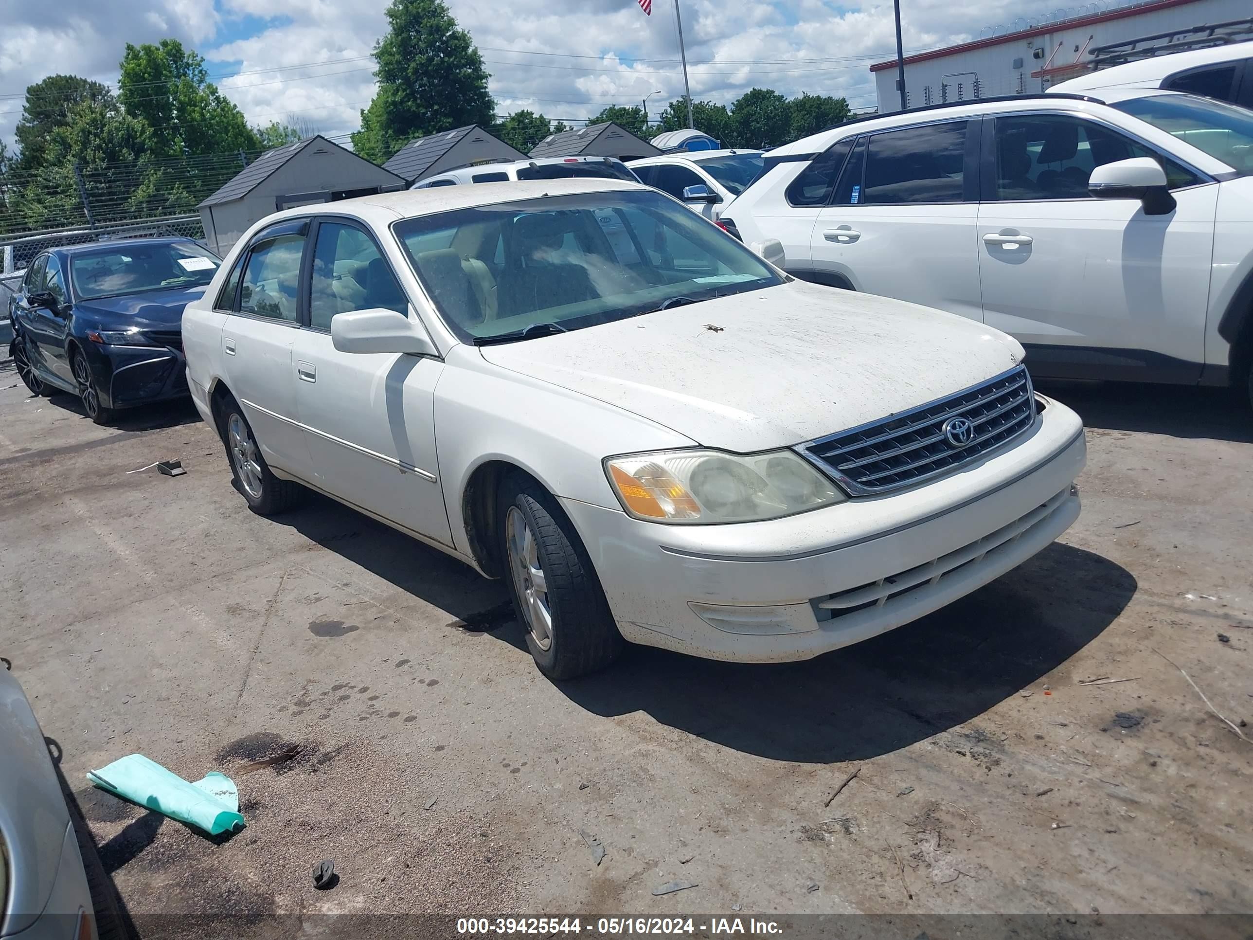 TOYOTA AVALON 2003 4t1bf28b13u284918