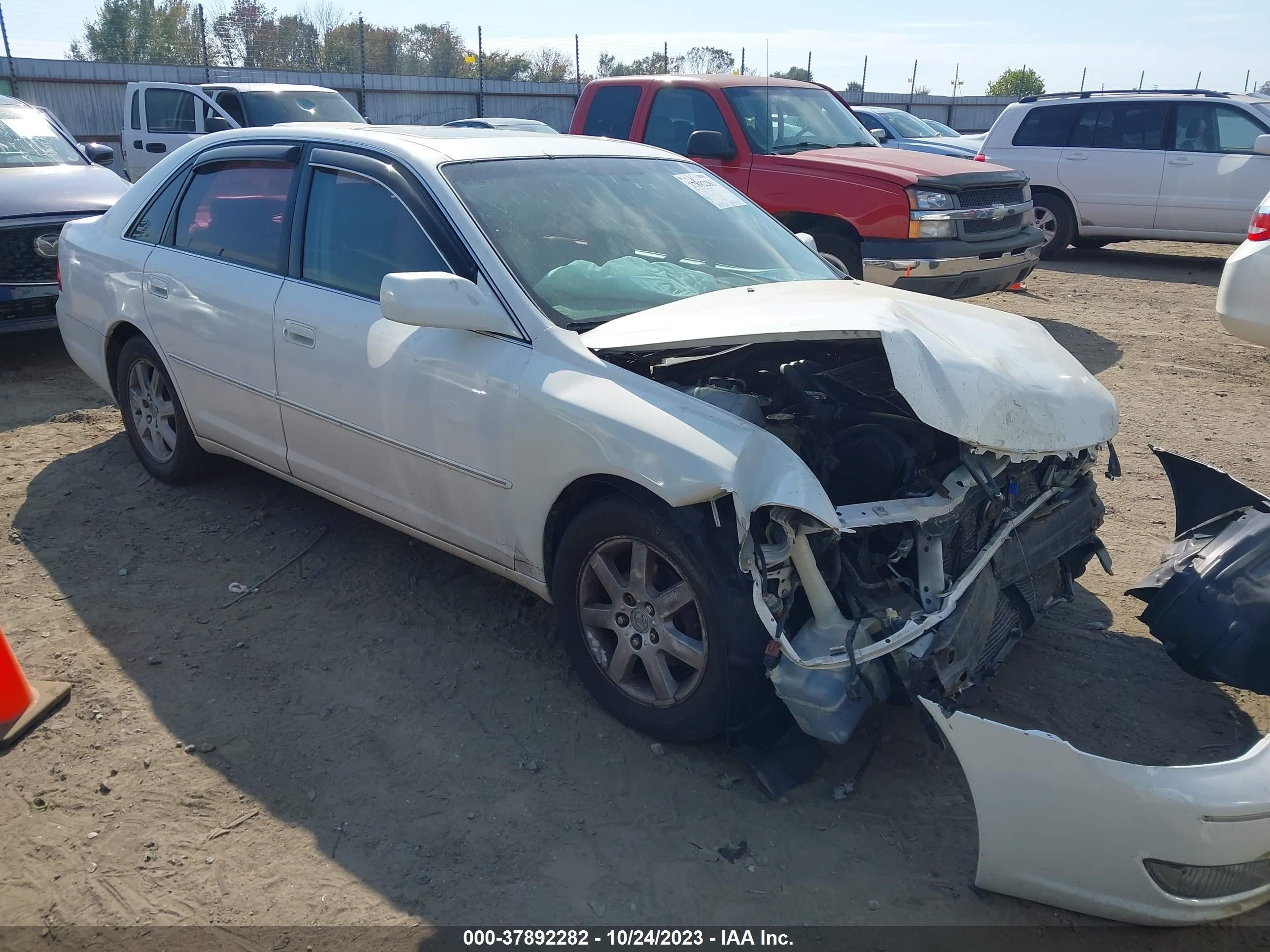 TOYOTA AVALON 2000 4t1bf28b3yu113708