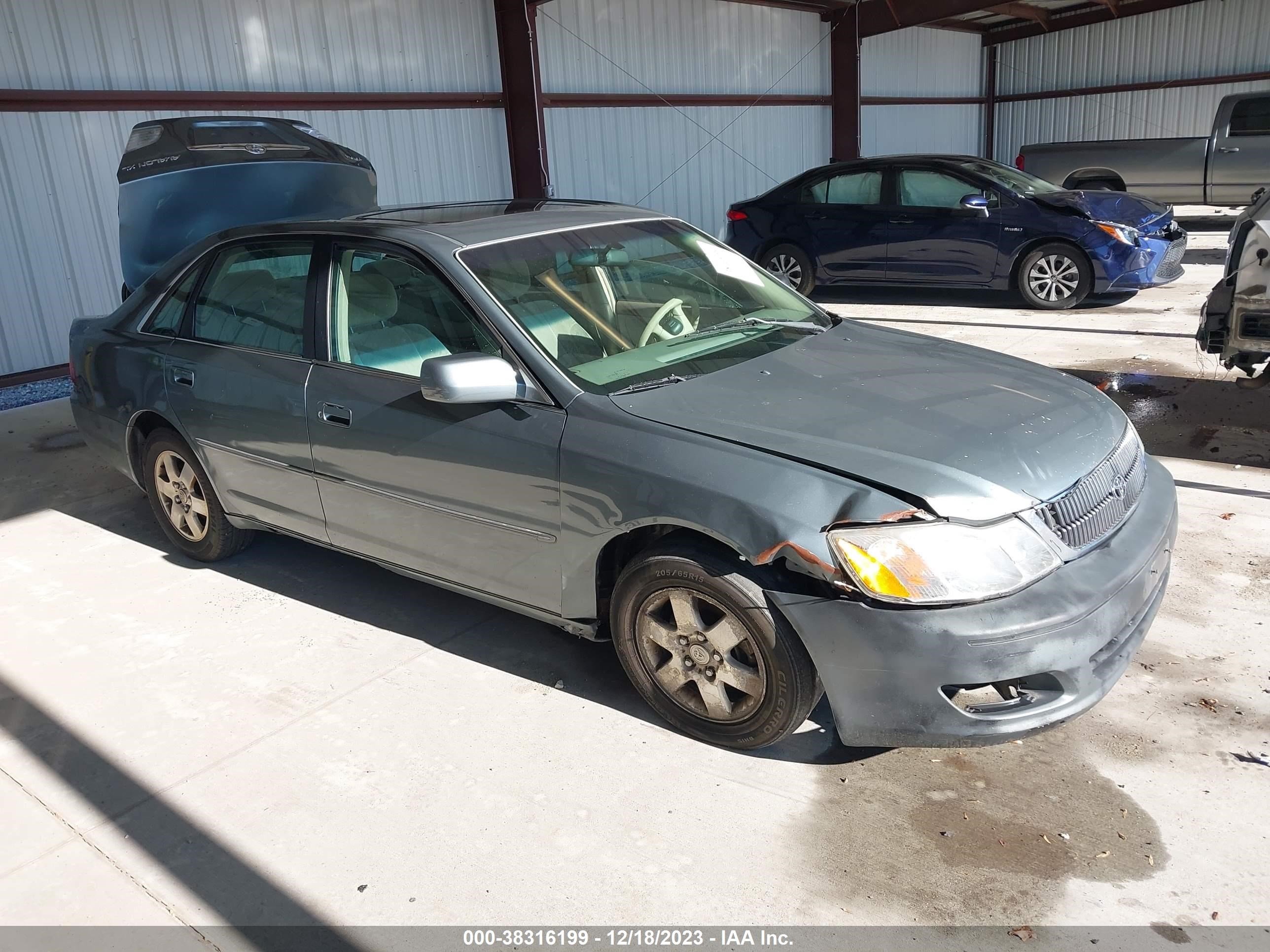 TOYOTA AVALON 2002 4t1bf28b42u227031