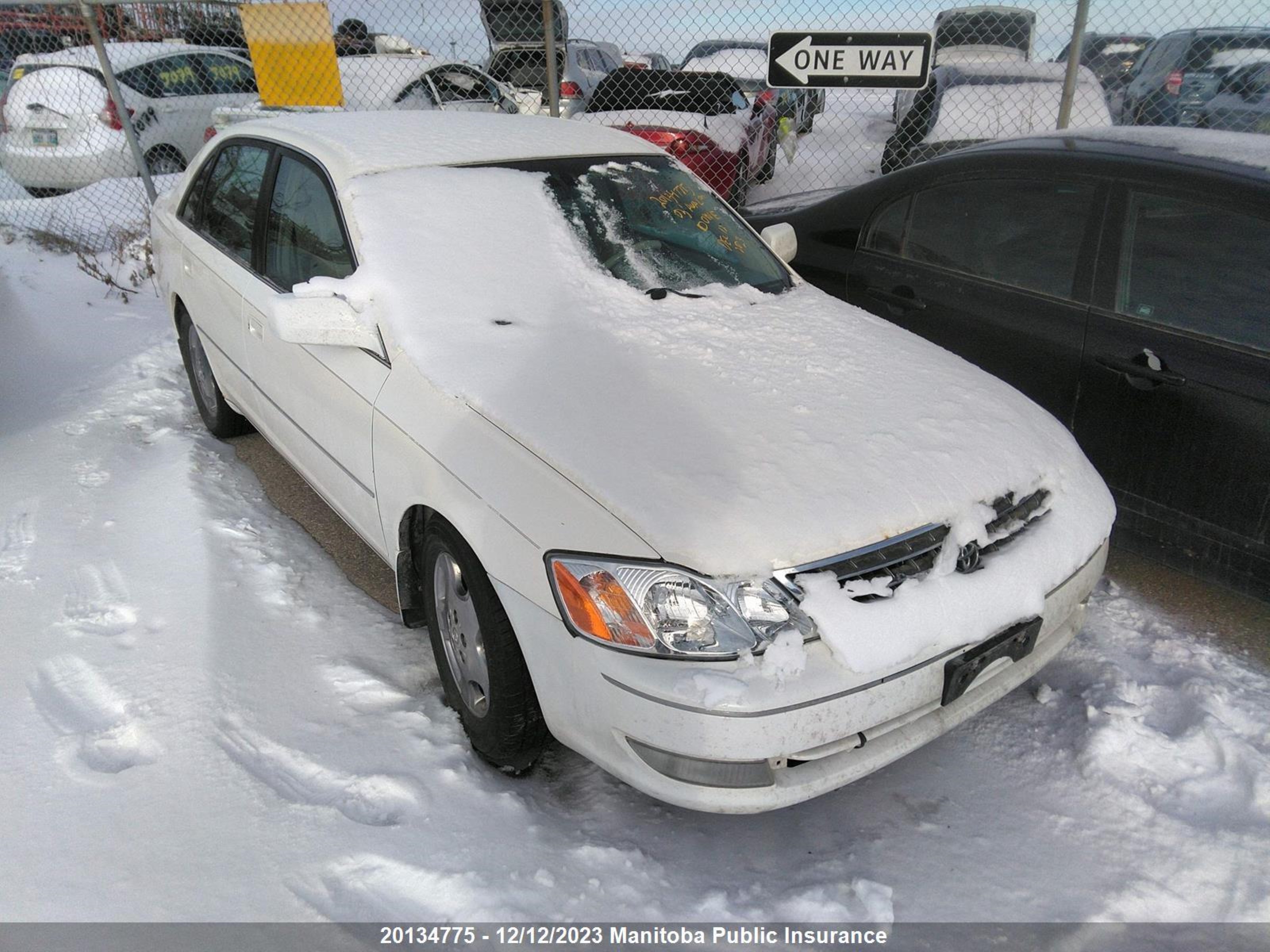 TOYOTA AVALON 2003 4t1bf28b43u307365