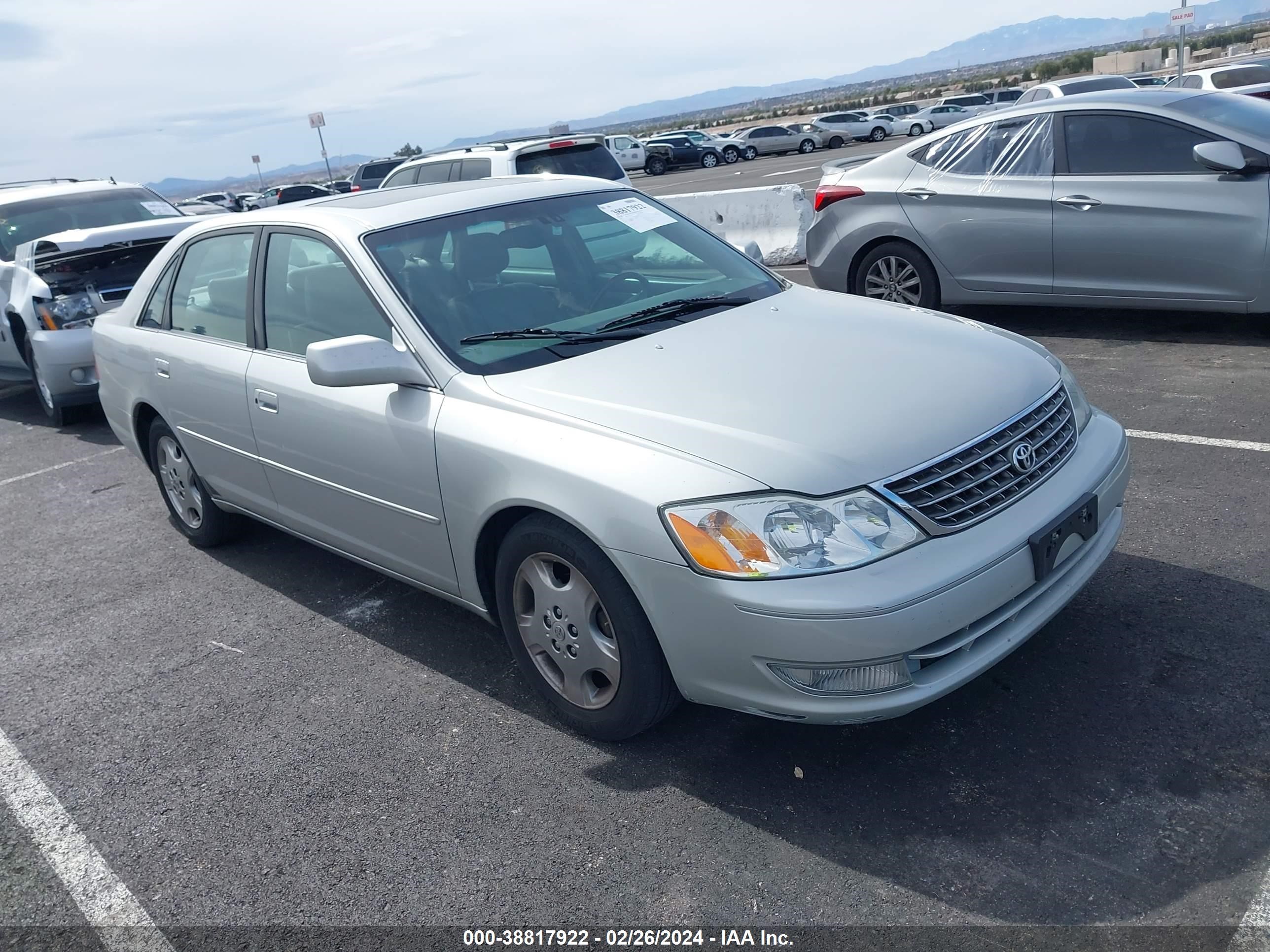 TOYOTA AVALON 2003 4t1bf28b53u275526