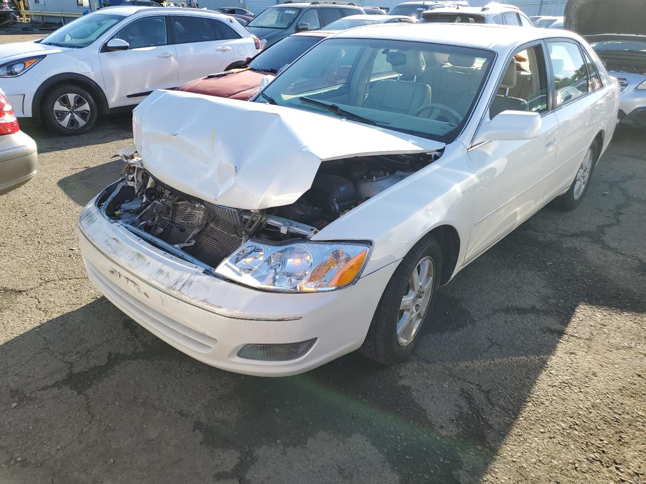 TOYOTA AVALON 2001 4t1bf28b61u122165