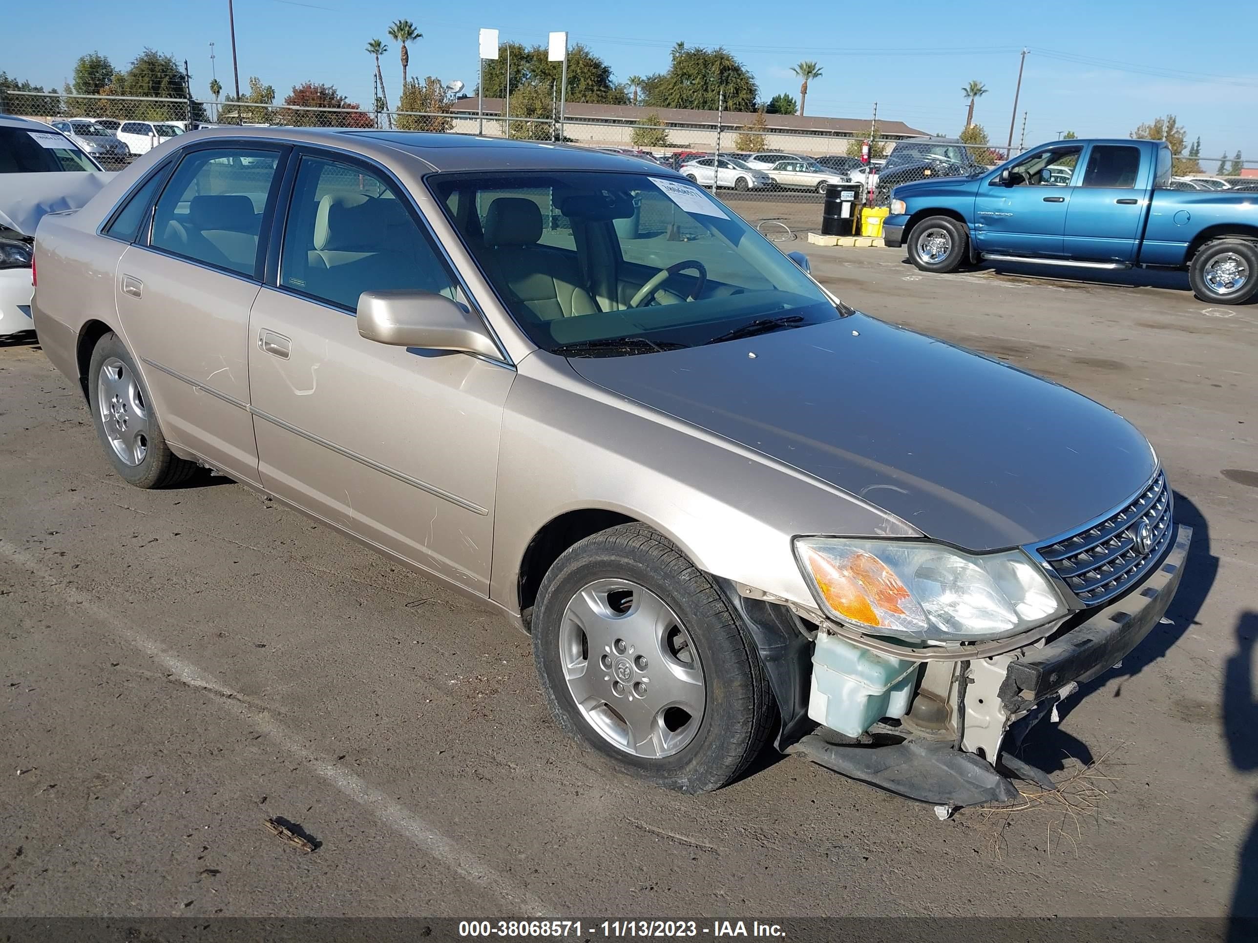 TOYOTA AVALON 2003 4t1bf28b63u316424