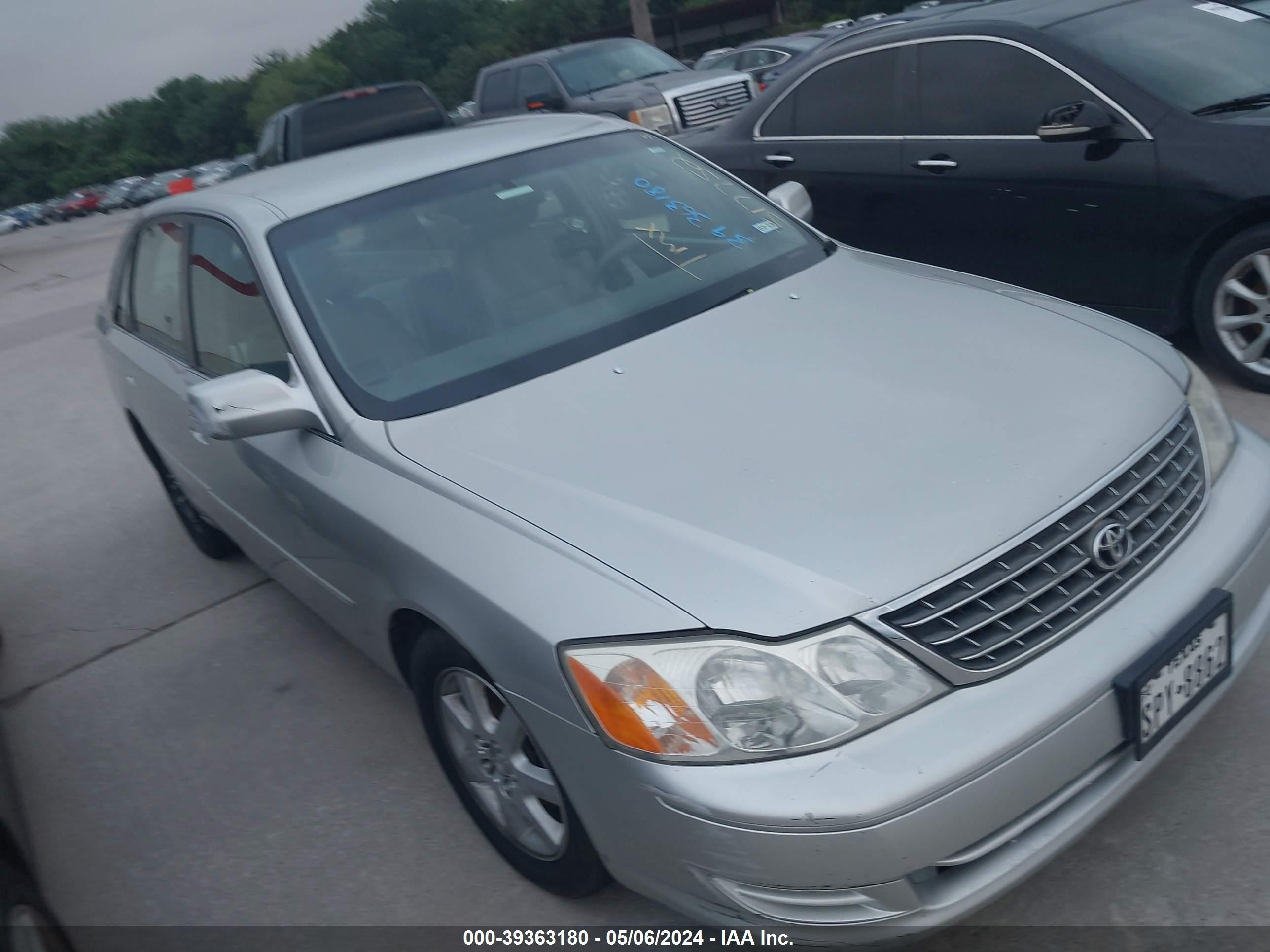 TOYOTA AVALON 2003 4t1bf28b63u317752