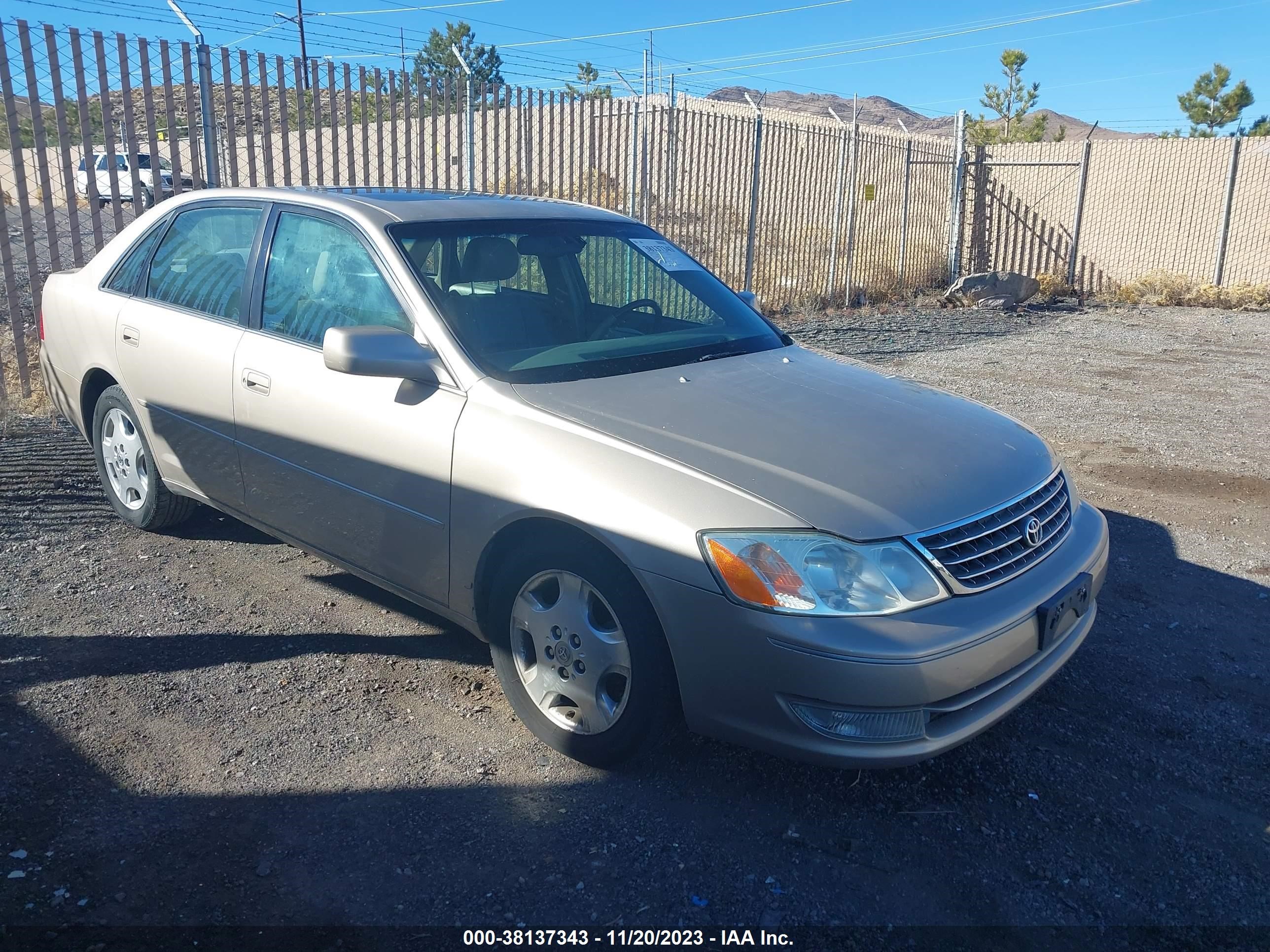 TOYOTA AVALON 2003 4t1bf28b63u336365