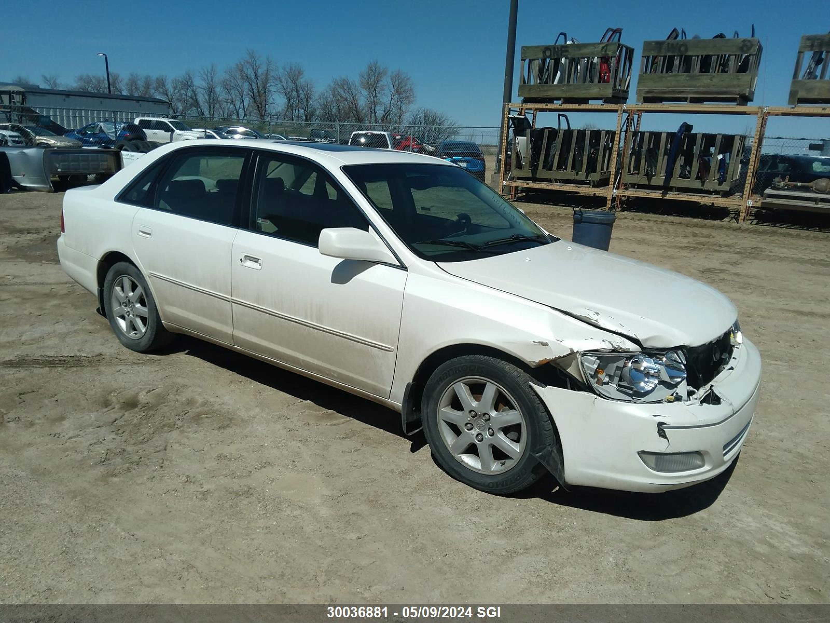 TOYOTA AVALON 2001 4t1bf28b71u115399