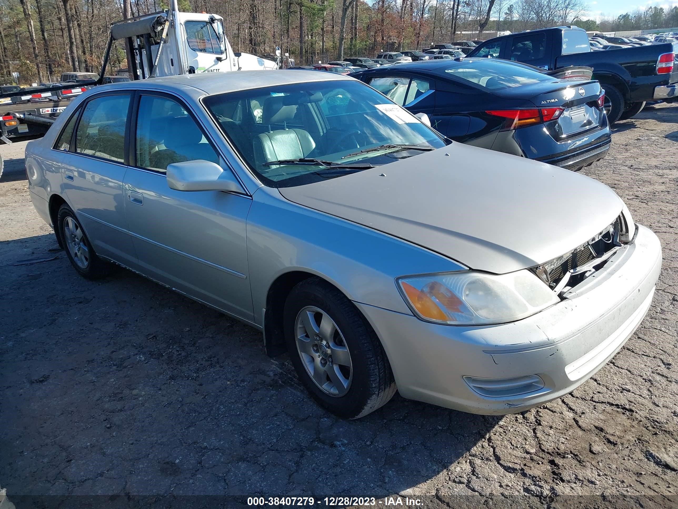 TOYOTA AVALON 2001 4t1bf28b71u143672