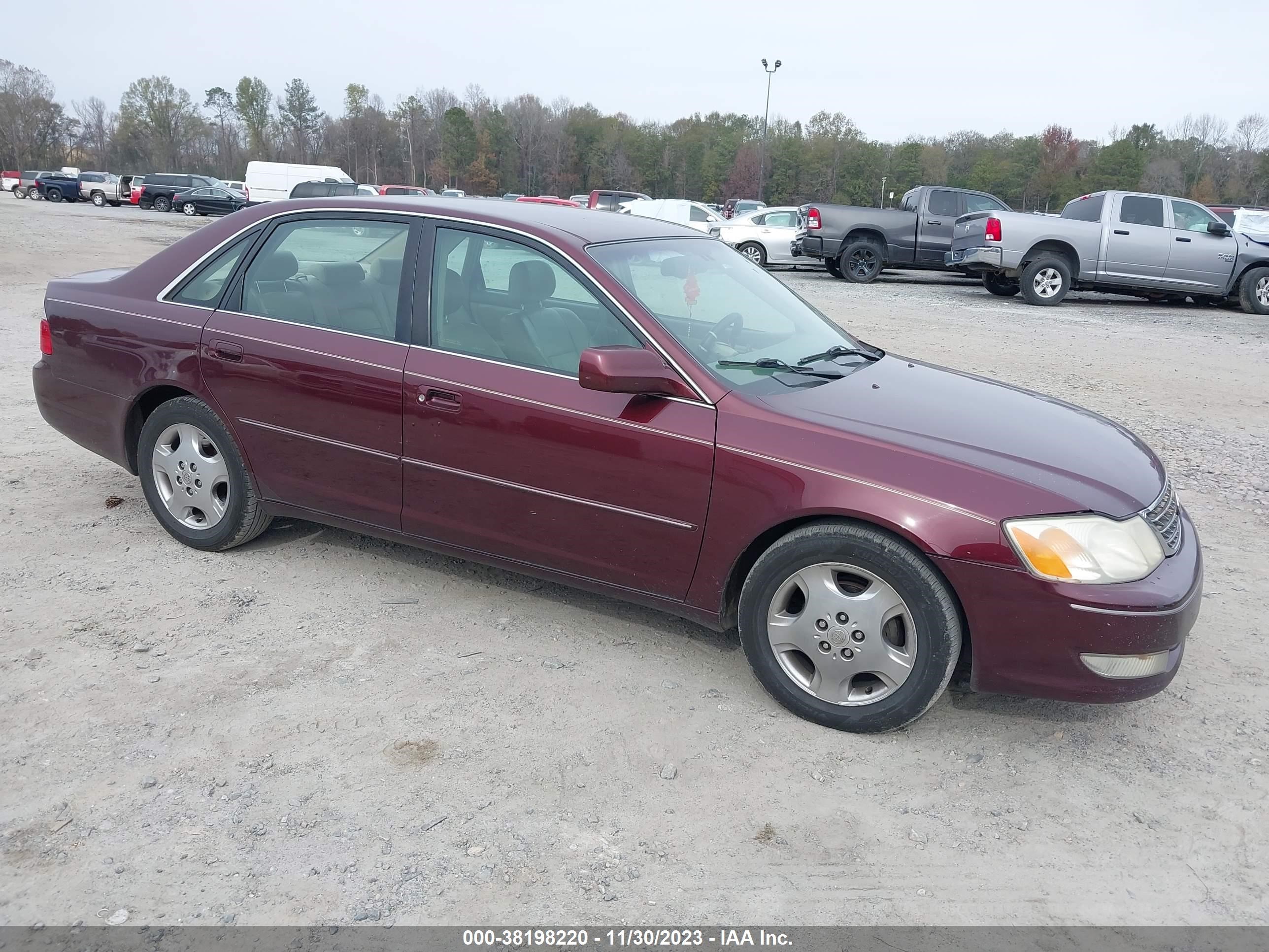 TOYOTA AVALON 2003 4t1bf28b73u320658