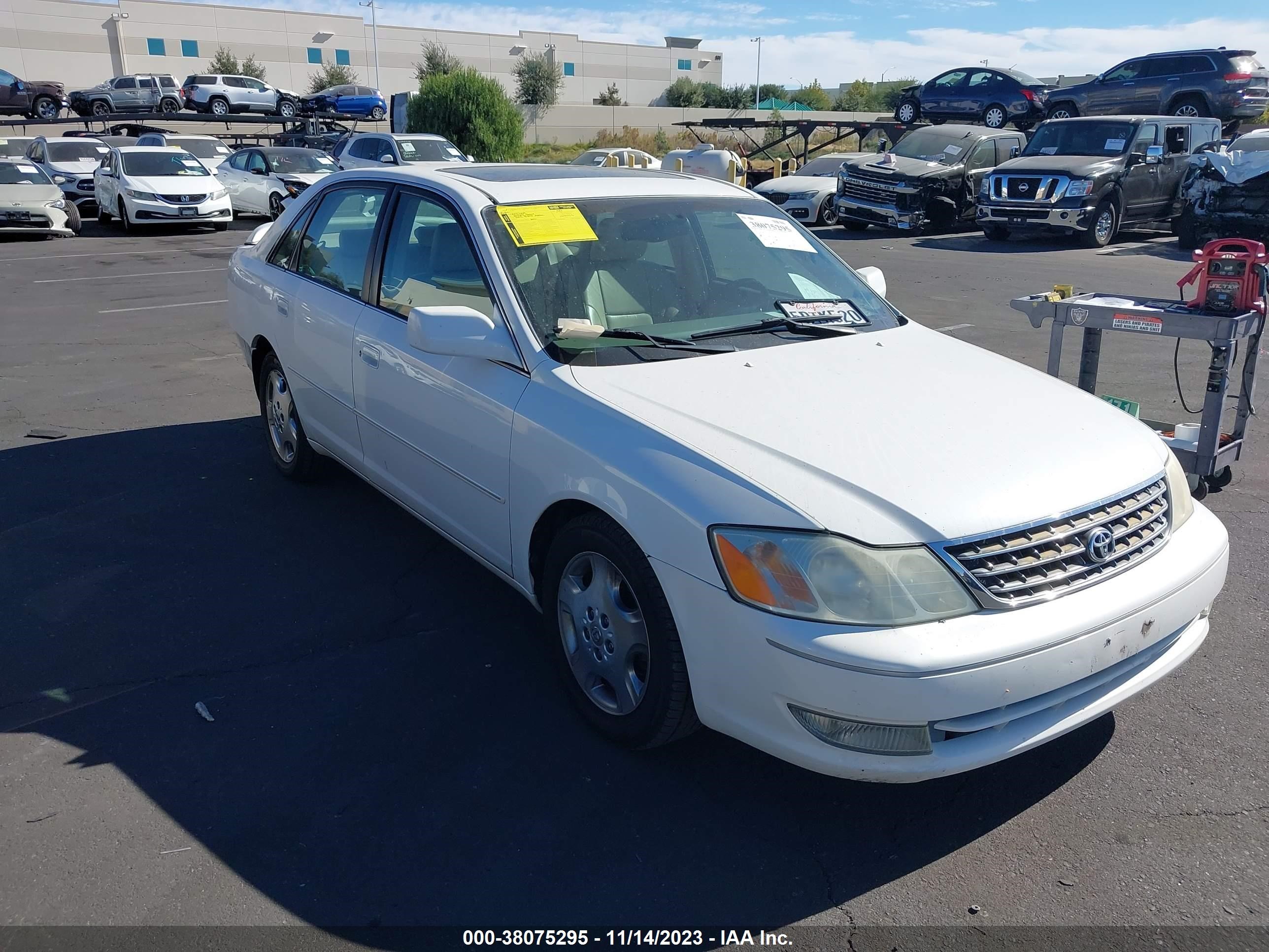 TOYOTA AVALON 2003 4t1bf28b73u325424