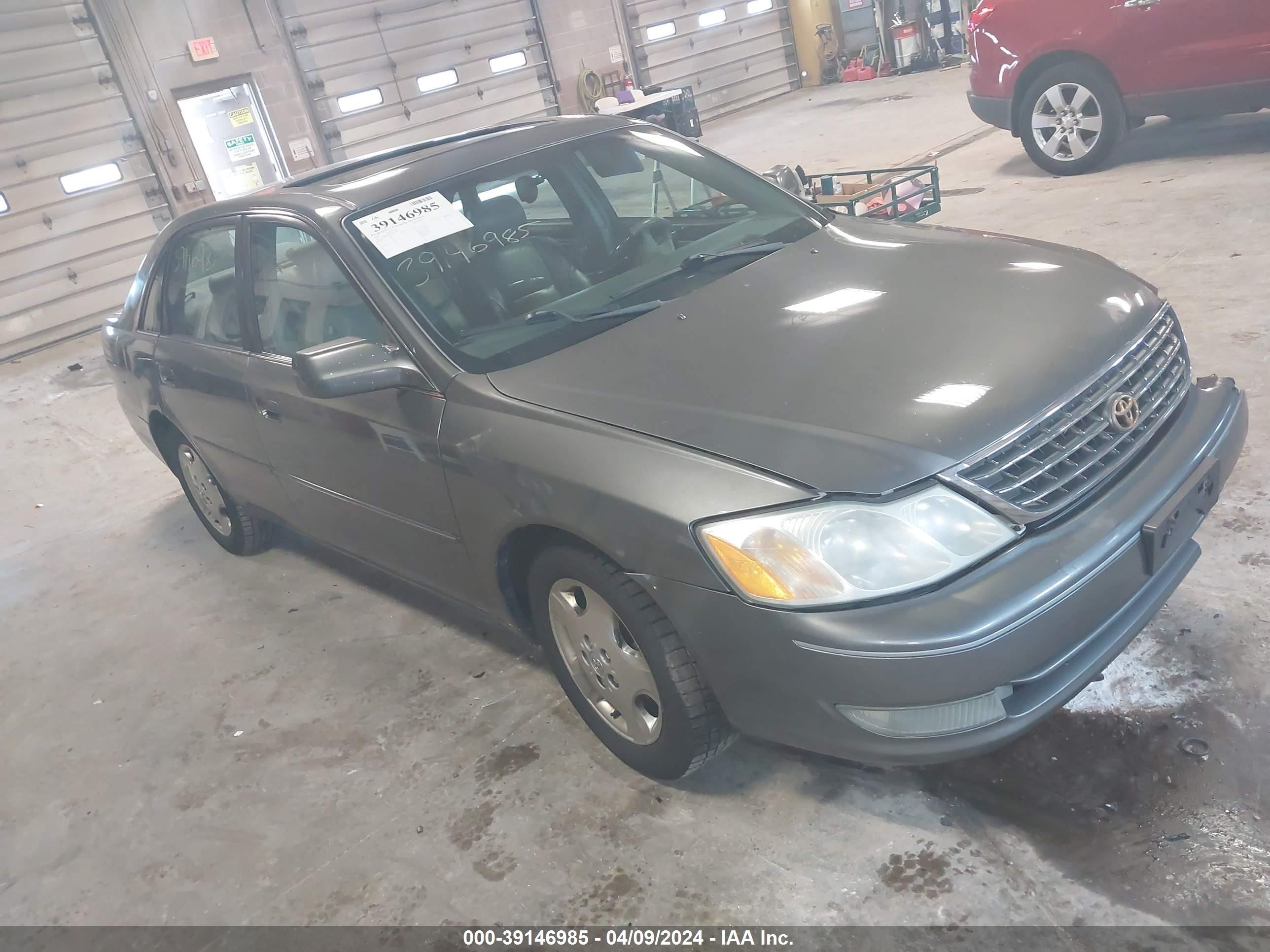 TOYOTA AVALON 2004 4t1bf28b74u363902