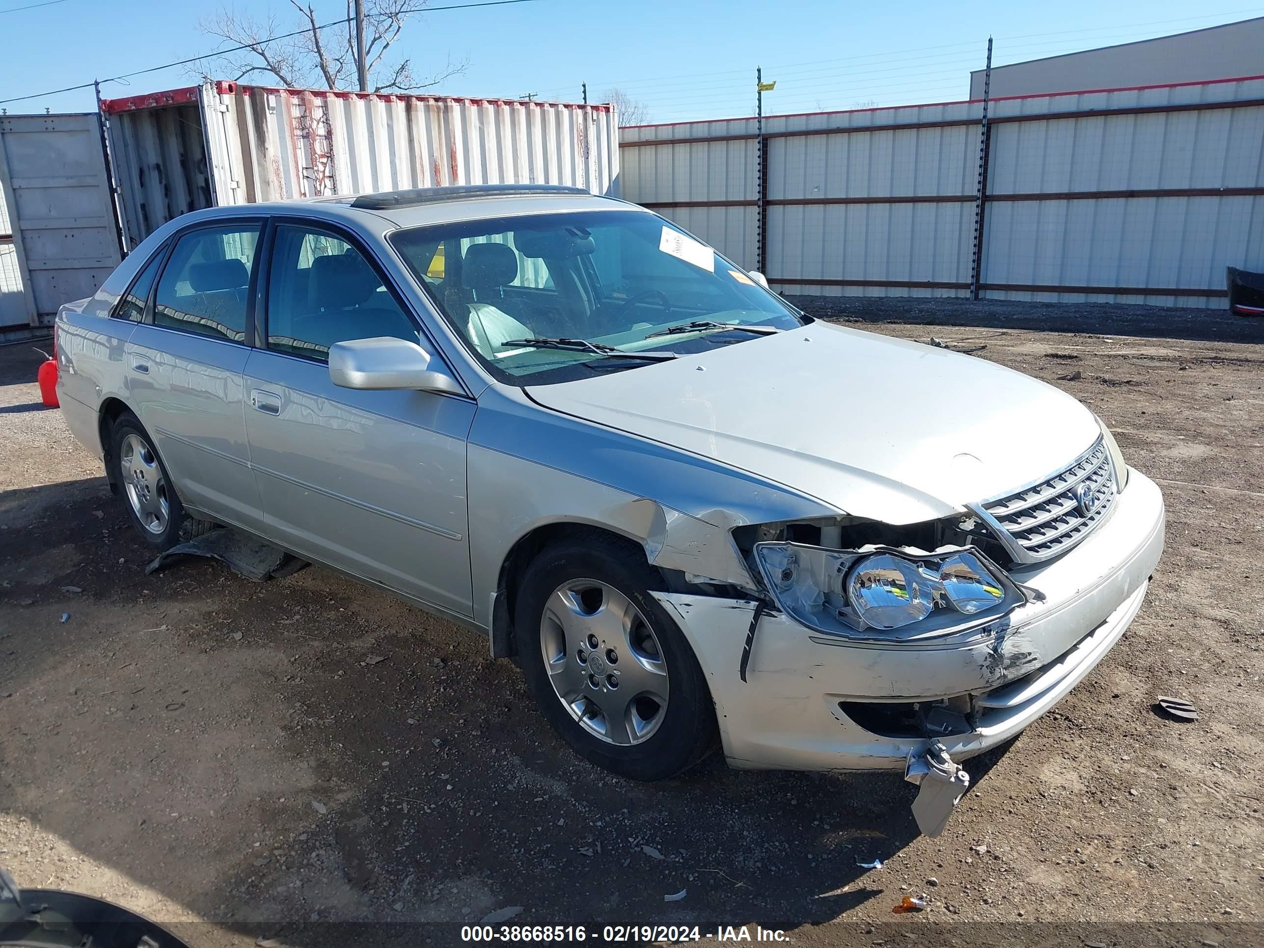 TOYOTA AVALON 2003 4t1bf28b83u333791