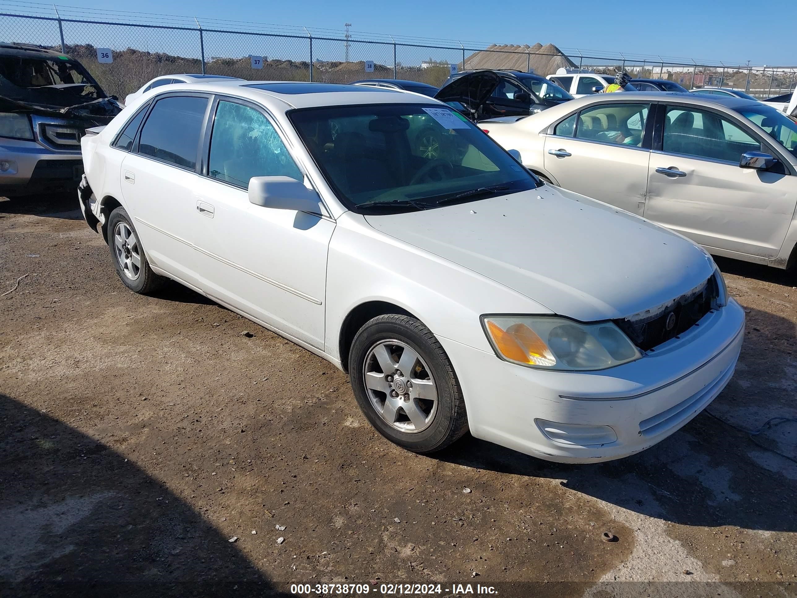 TOYOTA AVALON 2002 4t1bf28b8yu050251