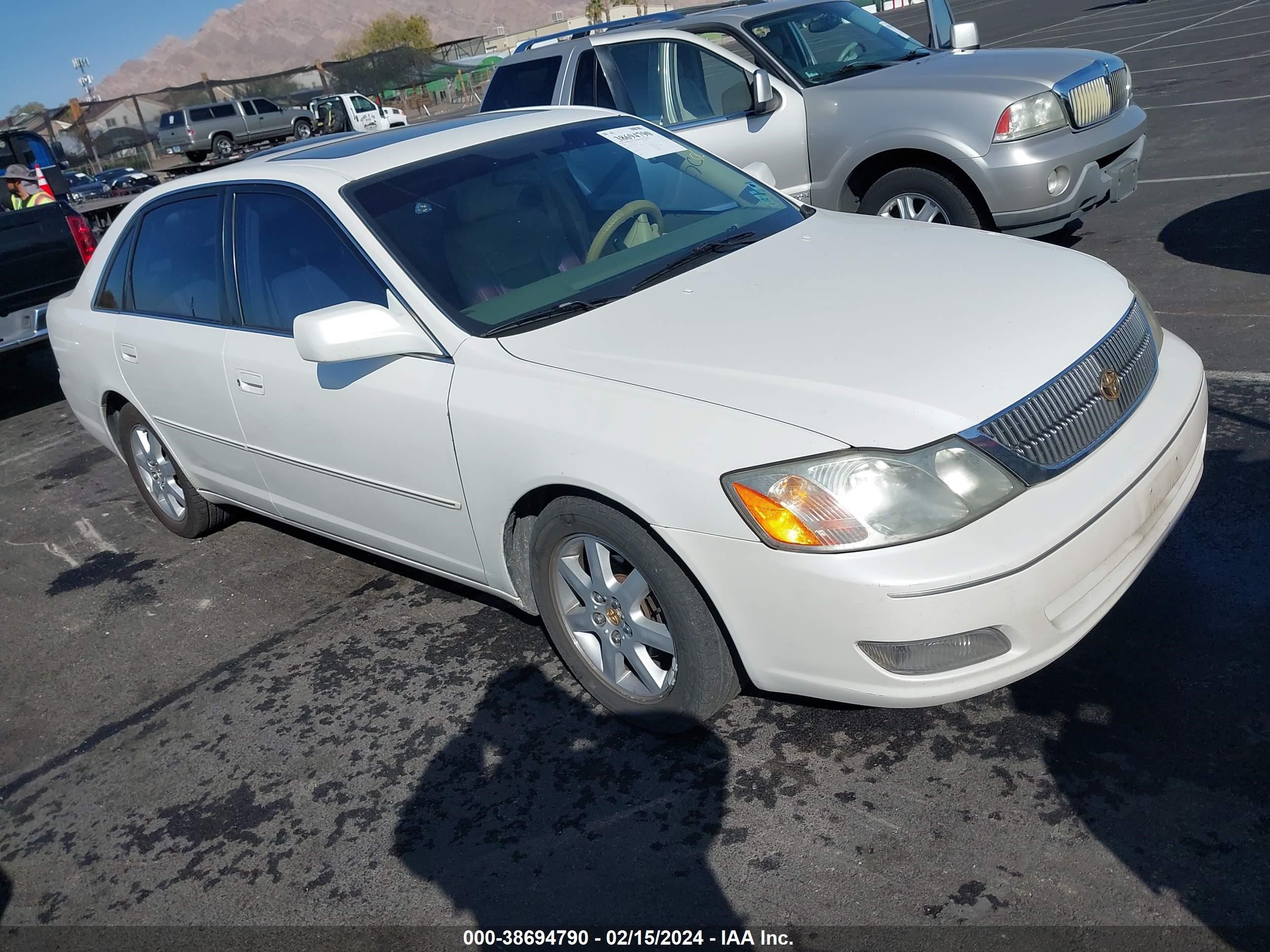 TOYOTA AVALON 2000 4t1bf28b9yu065843