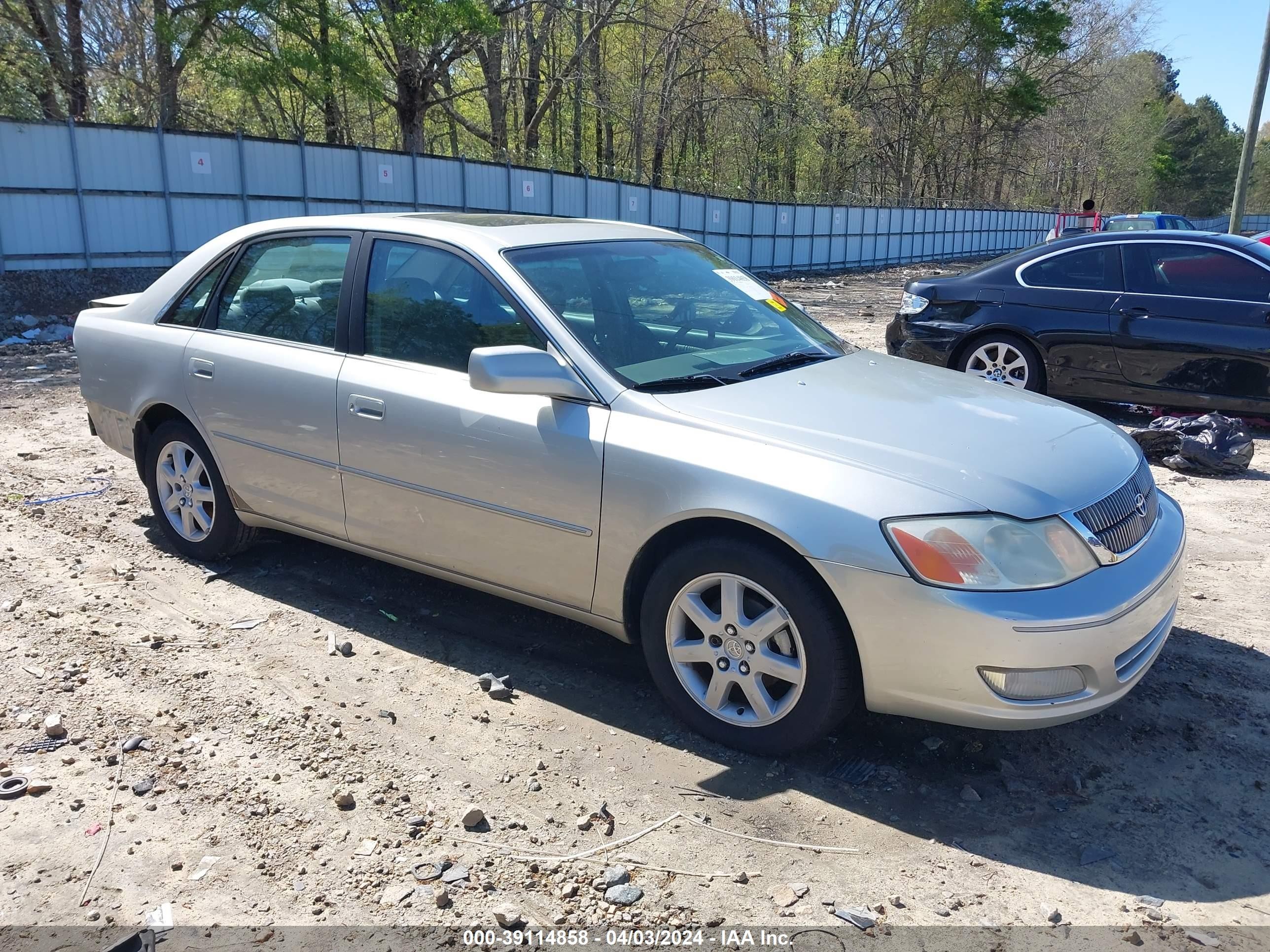 TOYOTA AVALON 2001 4t1bf28bx1u177380