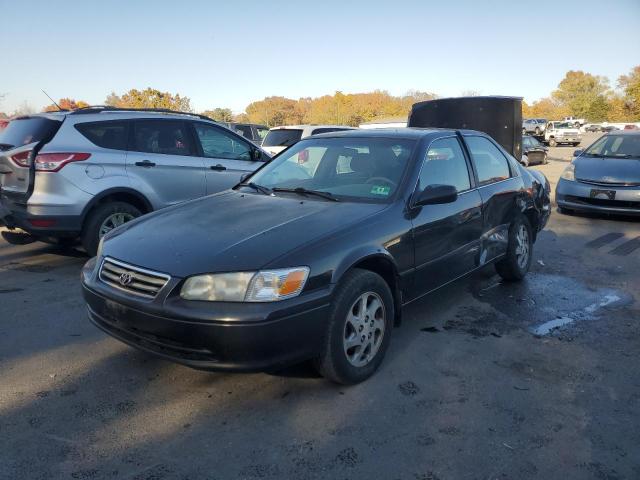 TOYOTA CAMRY LE 2000 4t1bf28k2yu946013