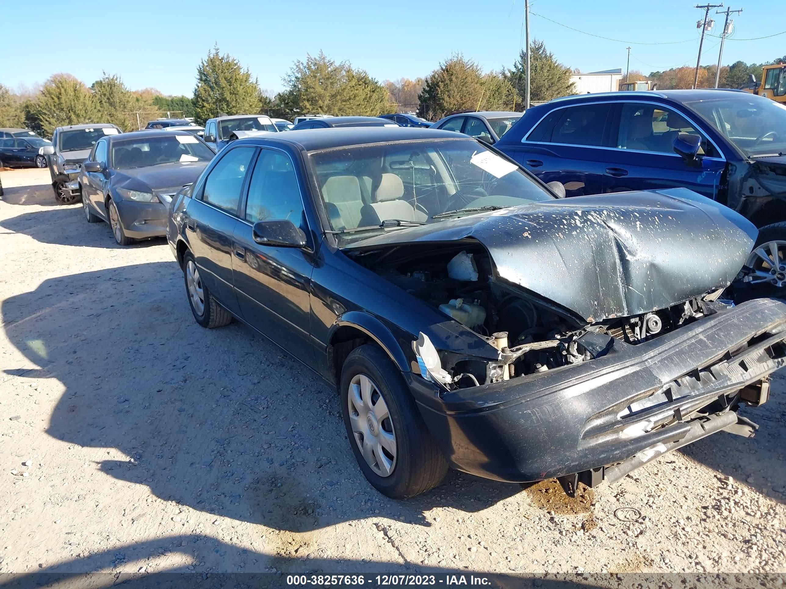 TOYOTA CAMRY 2000 4t1bf28k9yu938975