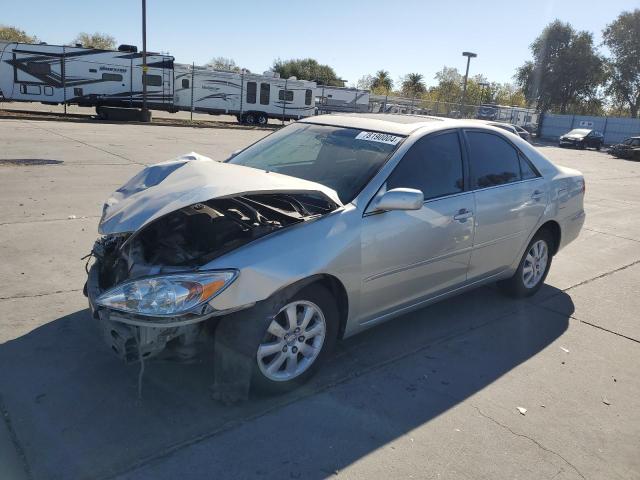 TOYOTA CAMRY LE 2003 4t1bf30k03u050576