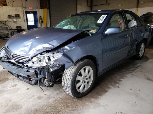 TOYOTA CAMRY LE 2003 4t1bf30k03u560474