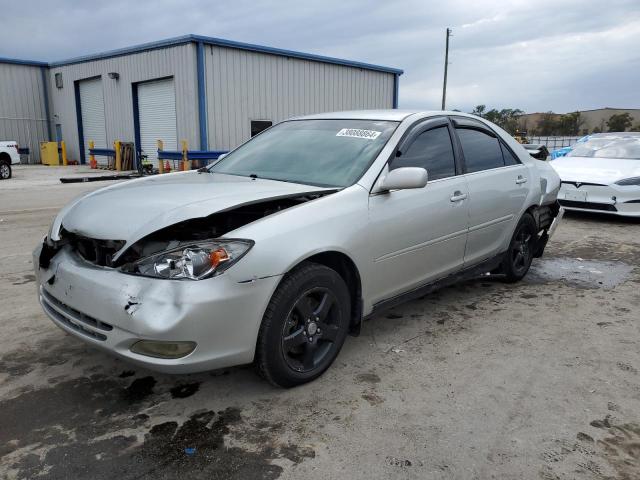 TOYOTA CAMRY 2002 4t1bf30k12u007332