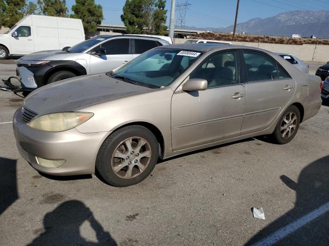 TOYOTA CAMRY LE 2005 4t1bf30k15u595687