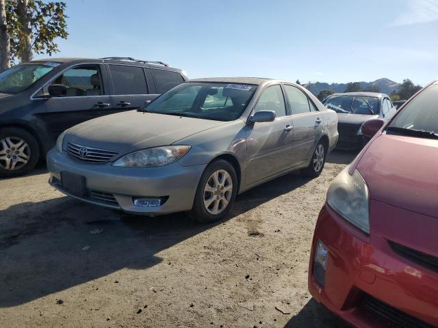 TOYOTA CAMRY LE 2005 4t1bf30k15u601200