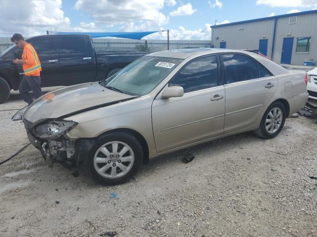 TOYOTA CAMRY LE 2003 4t1bf30k23u050336