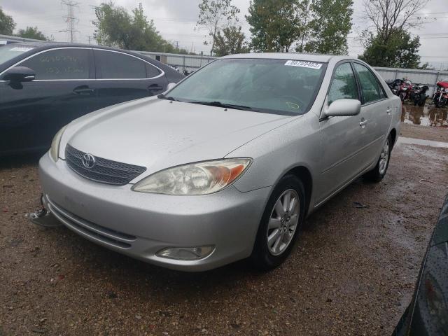 TOYOTA CAMRY LE 2004 4t1bf30k24u568240