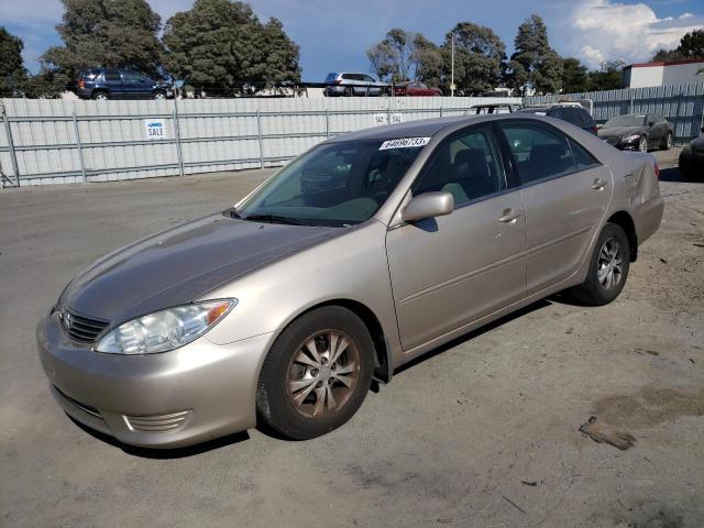 TOYOTA CAMRY LE 2005 4t1bf30k25u617387