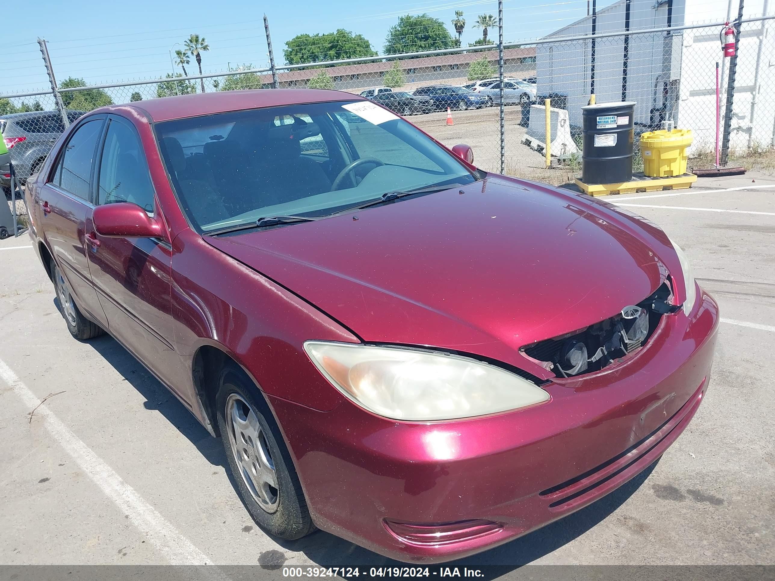 TOYOTA CAMRY 2002 4t1bf30k32u004447