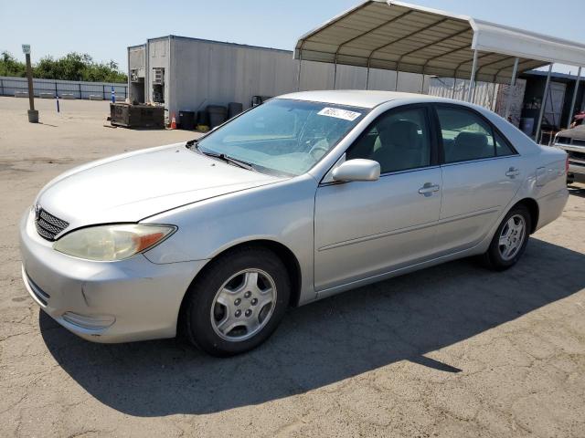 TOYOTA CAMRY 2002 4t1bf30k32u528052