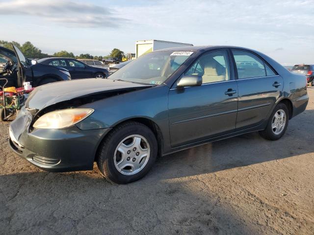 TOYOTA CAMRY LE 2002 4t1bf30k32u532473