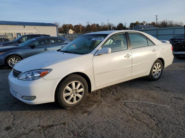 TOYOTA CAMRY LE 2003 4t1bf30k33u045209