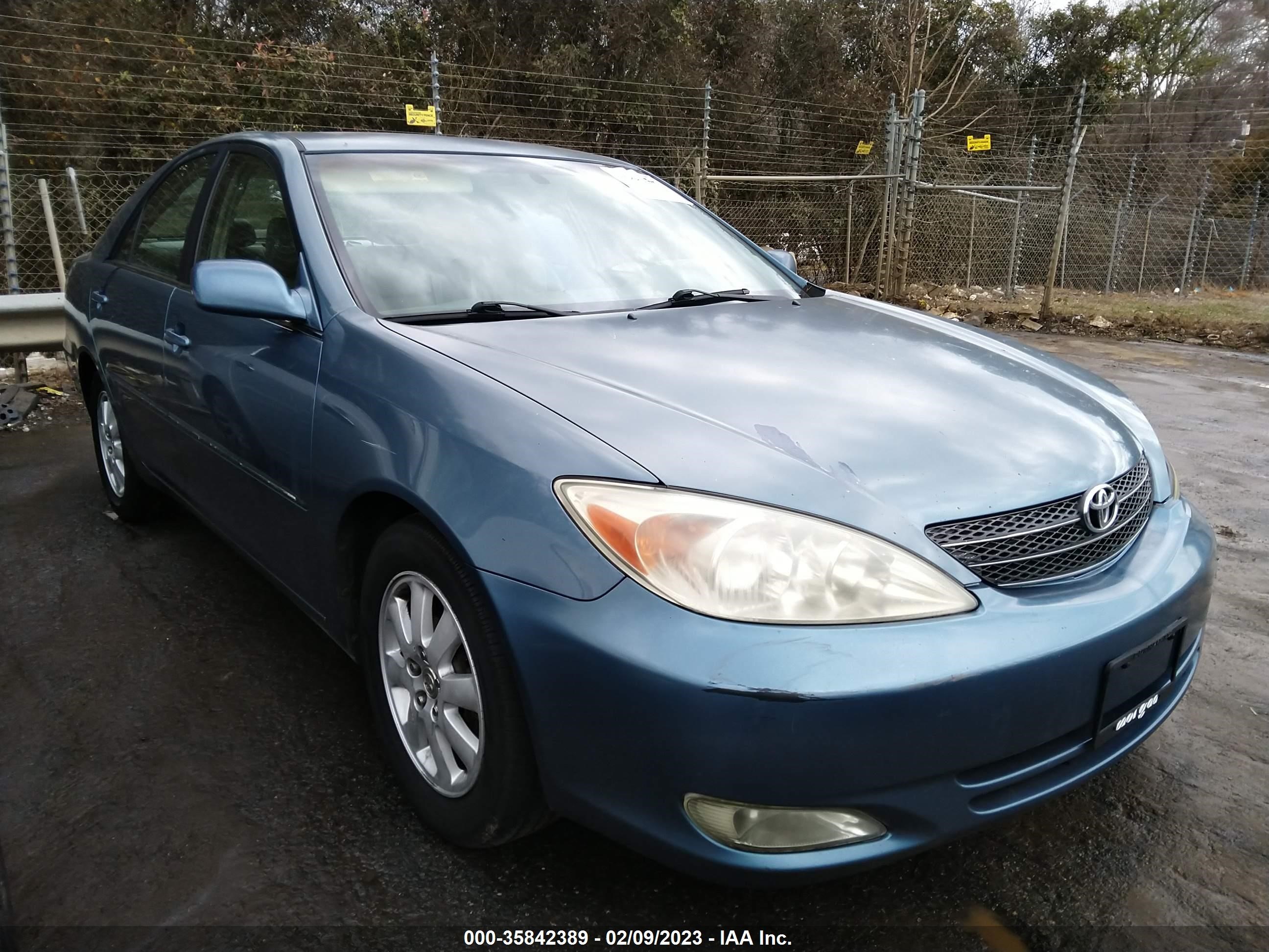 TOYOTA CAMRY 2003 4t1bf30k33u555690