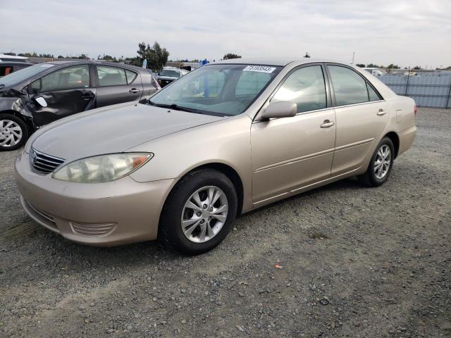 TOYOTA CAMRY 2005 4t1bf30k35u106402