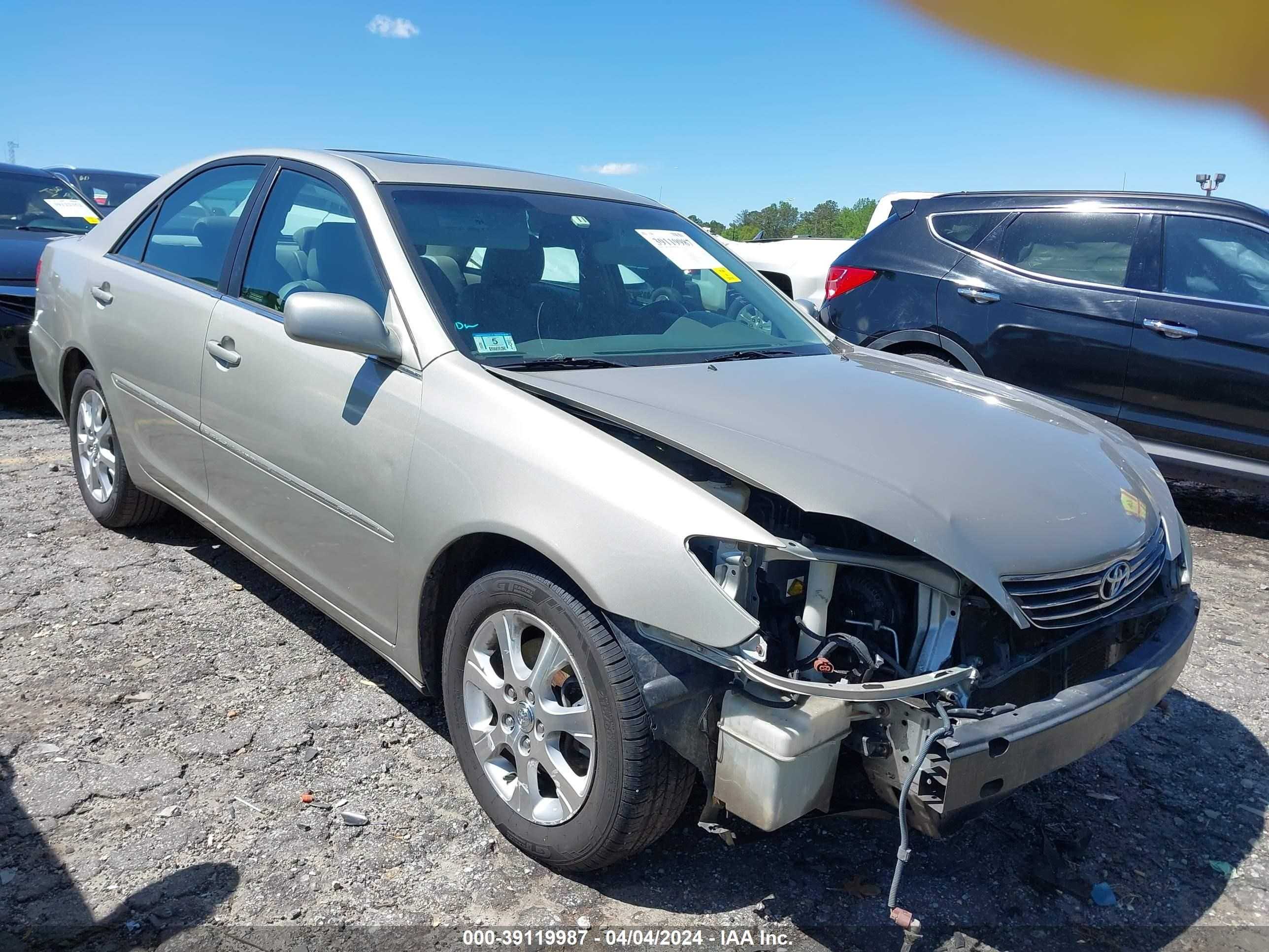 TOYOTA CAMRY 2005 4t1bf30k35u591432