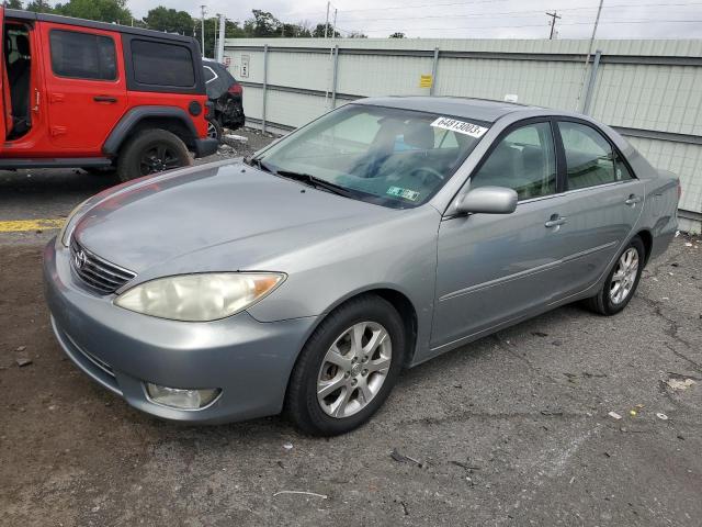 TOYOTA CAMRY LE 2005 4t1bf30k35u603336