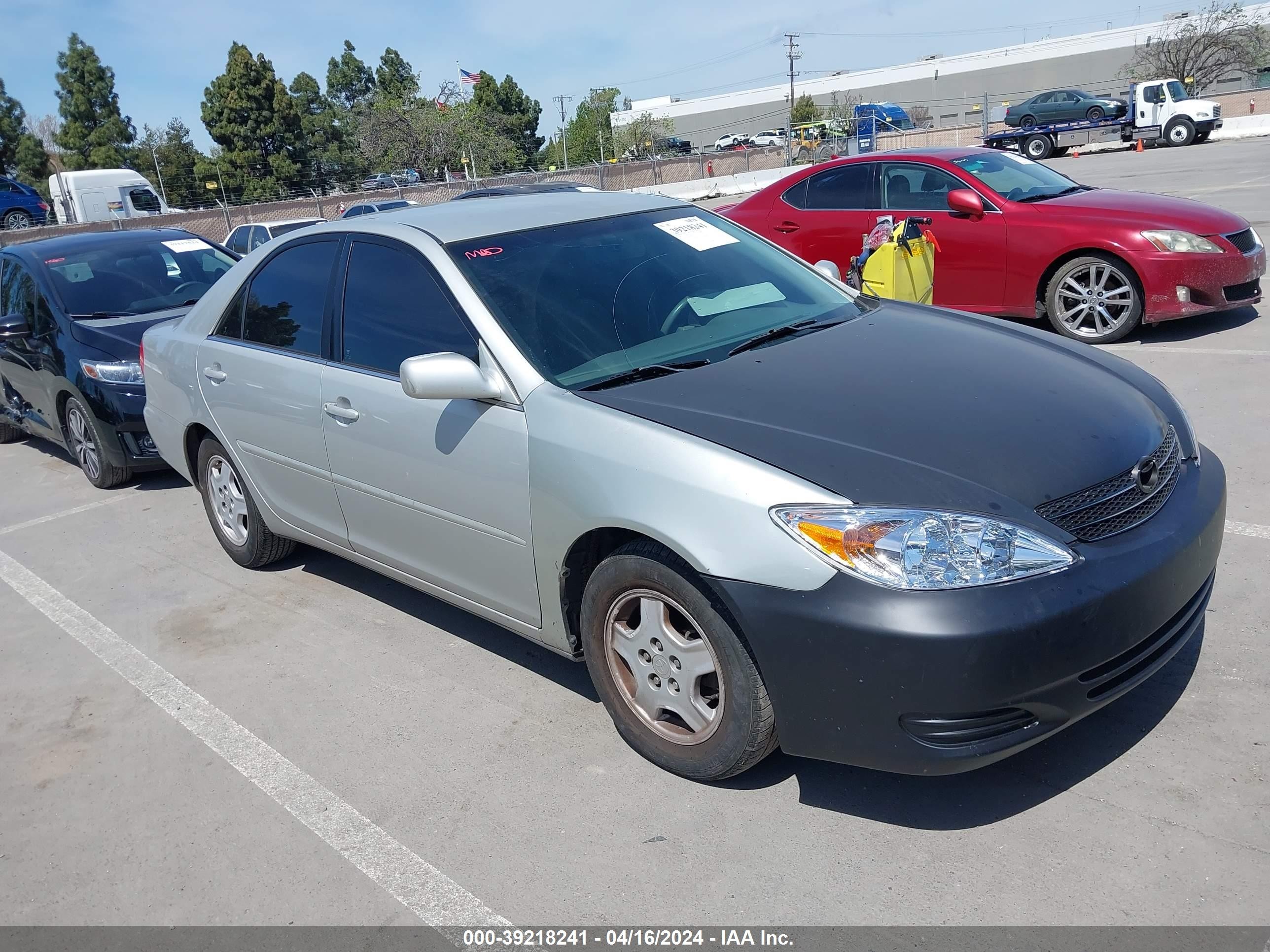 TOYOTA CAMRY 2002 4t1bf30k42u026943