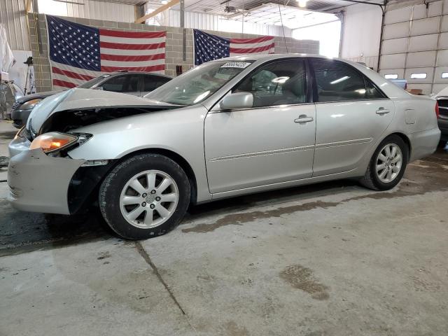 TOYOTA CAMRY LE 2002 4t1bf30k42u525158